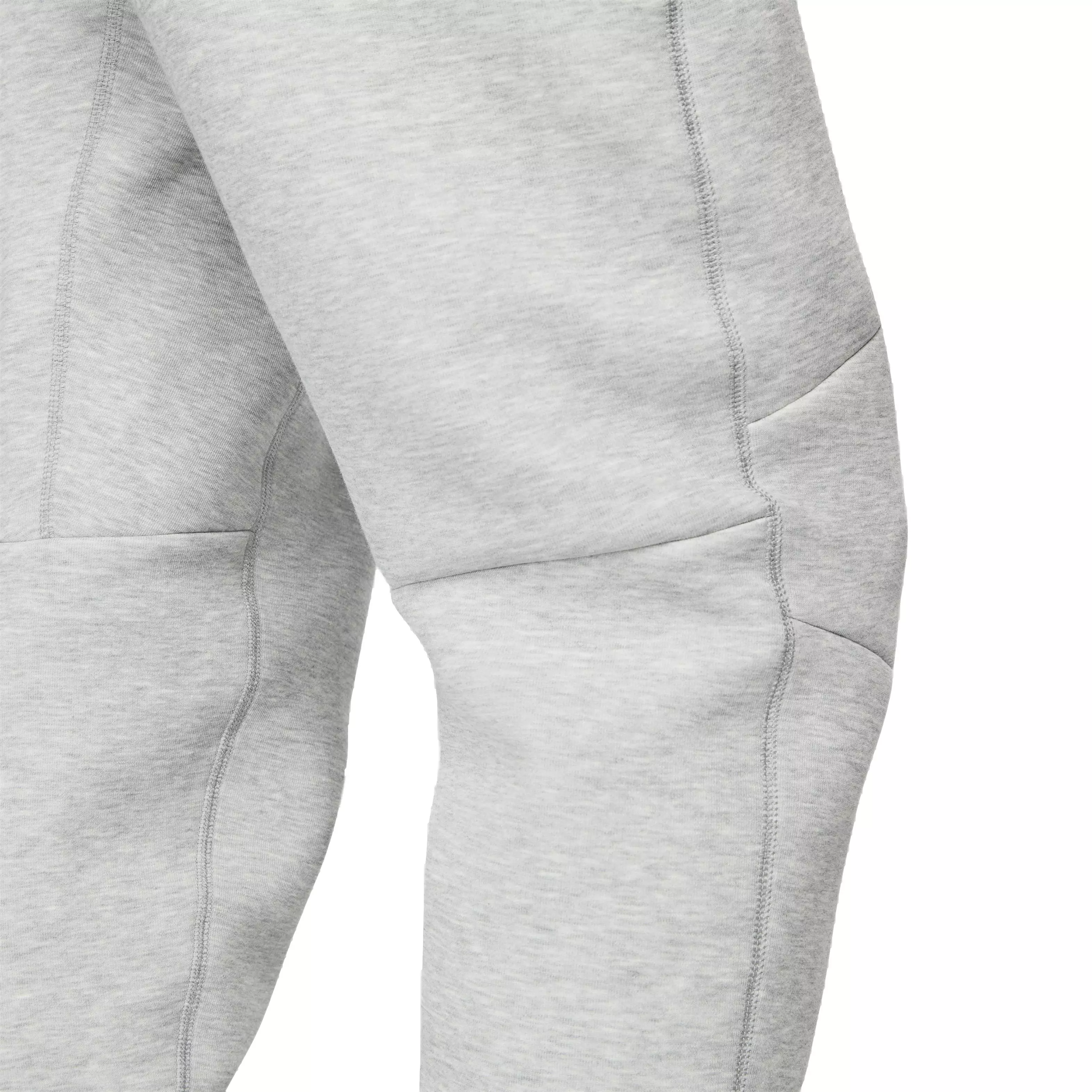 Nike Men's Tech Fleece Slim Fit Joggers - DK GREY