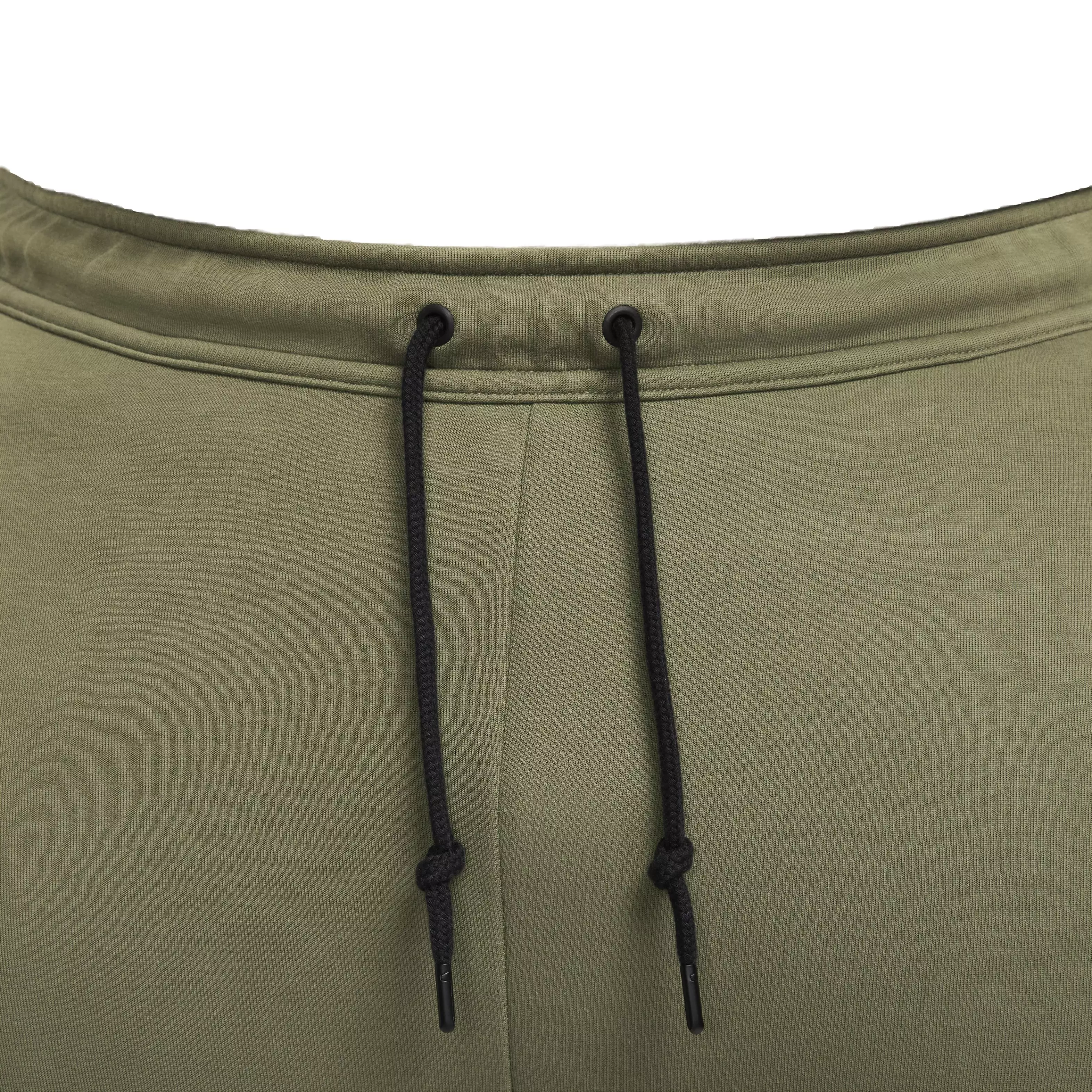 Nike Men's Tech Fleece Slim Fit Joggers - OLIVE