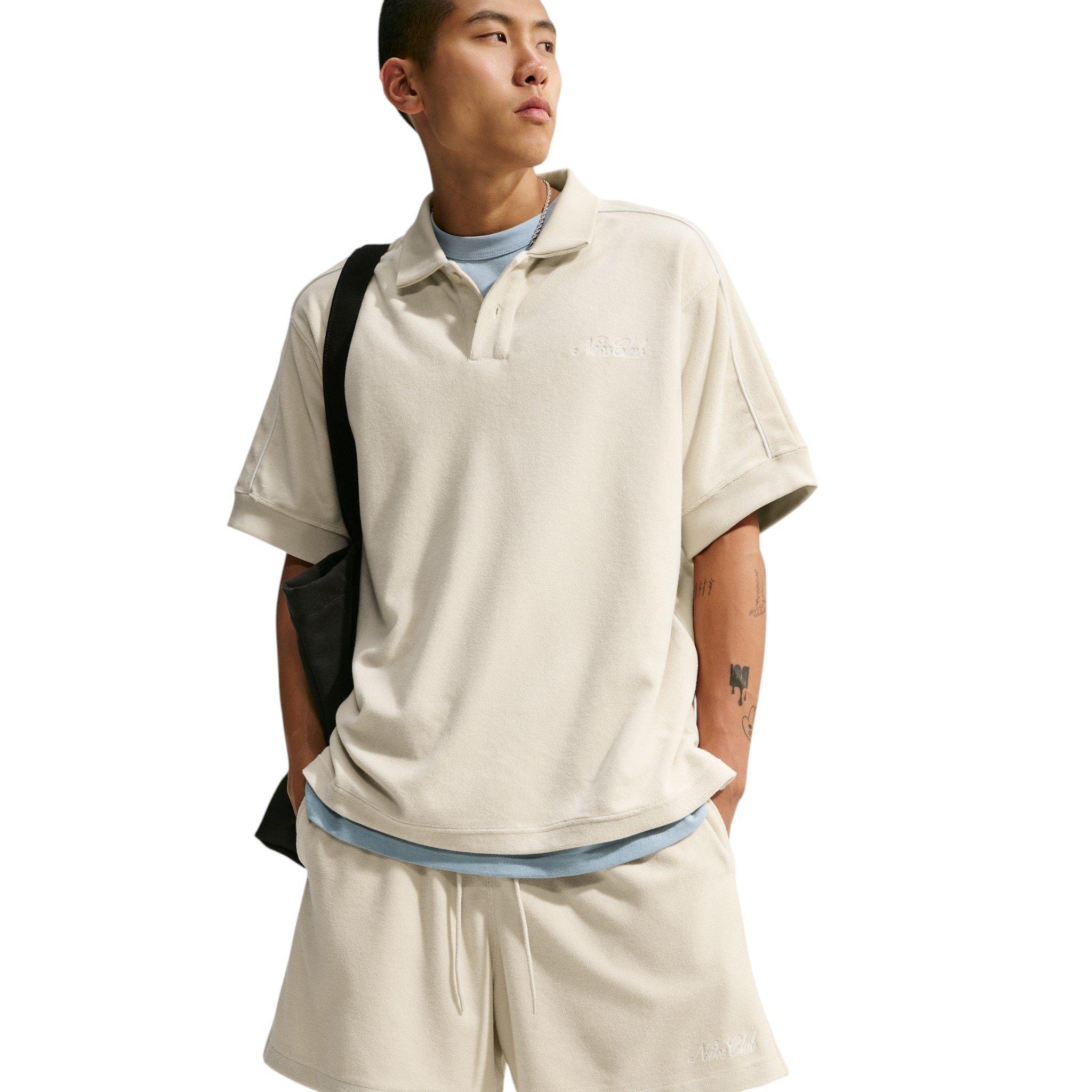 Nike Men's Sportswear Club Terry Shorts - BROWN