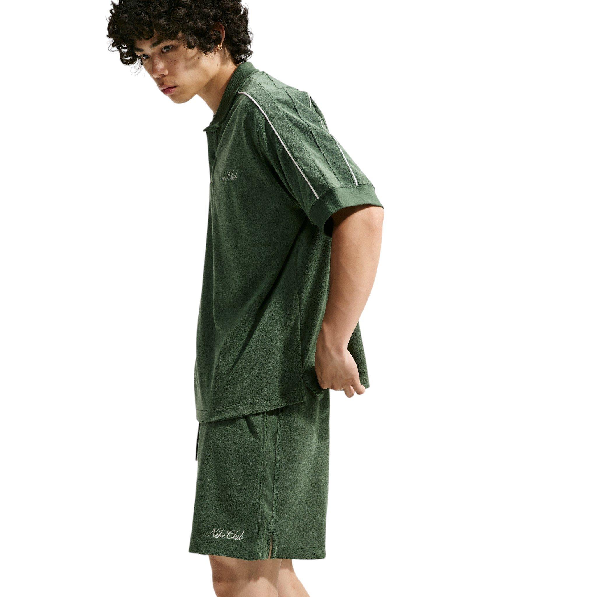 Nike Men's Sportswear Club Terry Shorts - GREEN