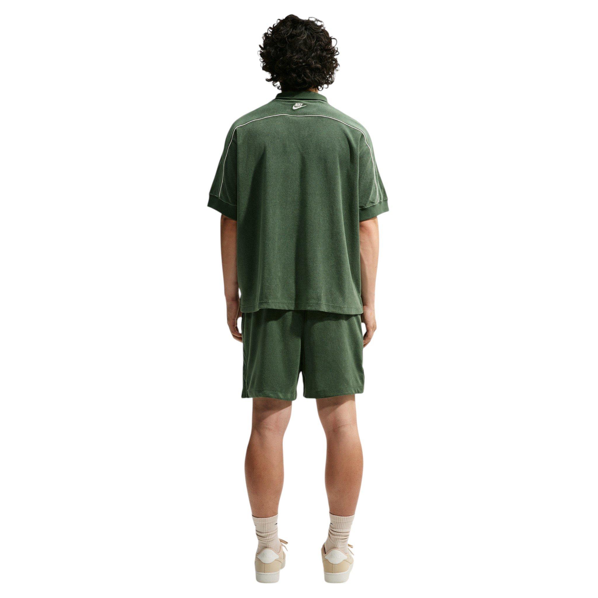 Nike Men's Sportswear Club Terry Shorts - GREEN