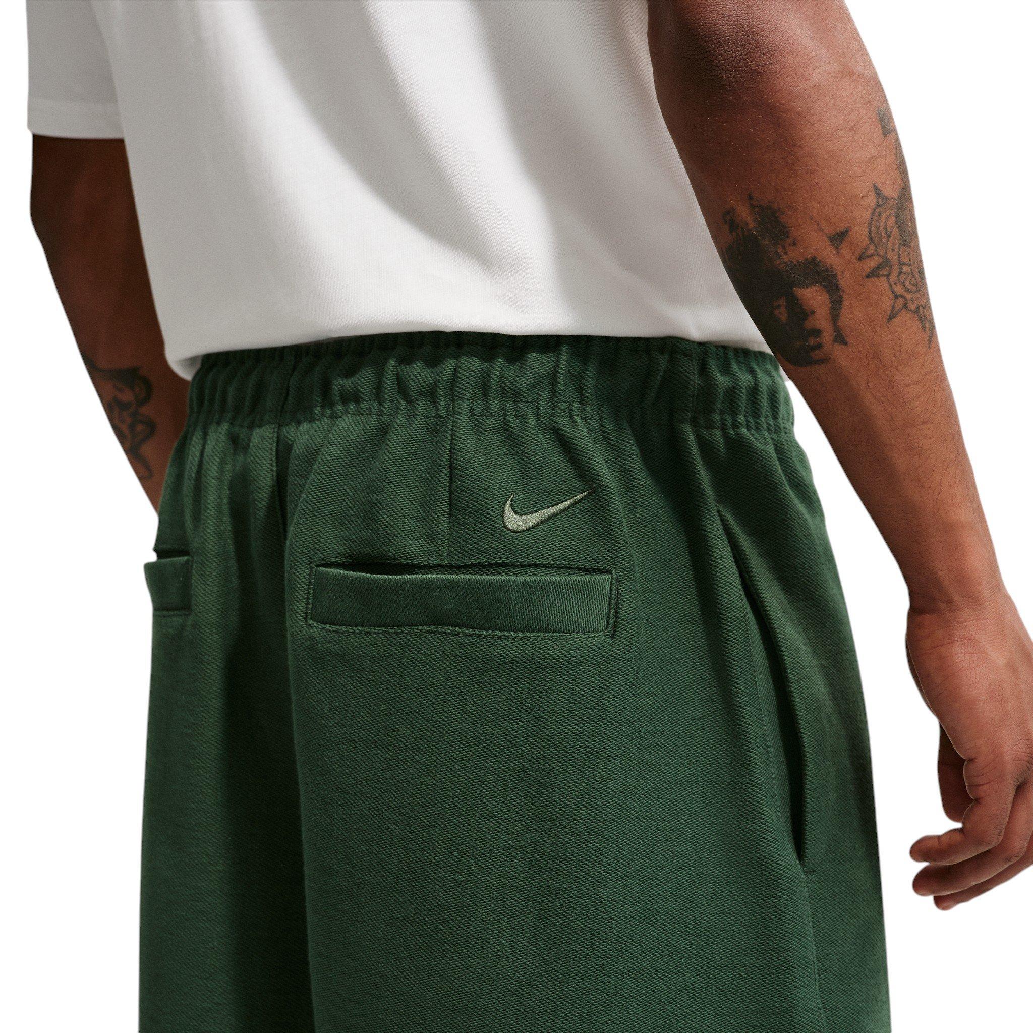 Nike Men's Club Rules French Terry Shorts - GREEN