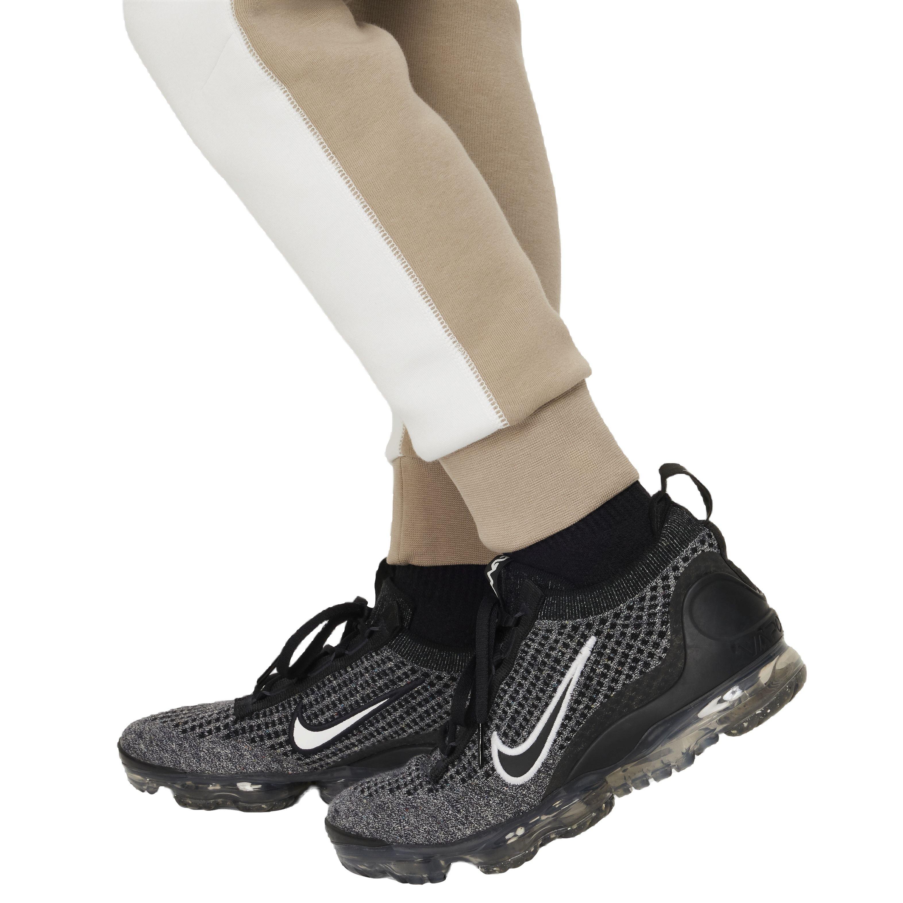 Nike Big Boys' Sportswear Tech Fleece Pant - WHITE Thumbnail View 4