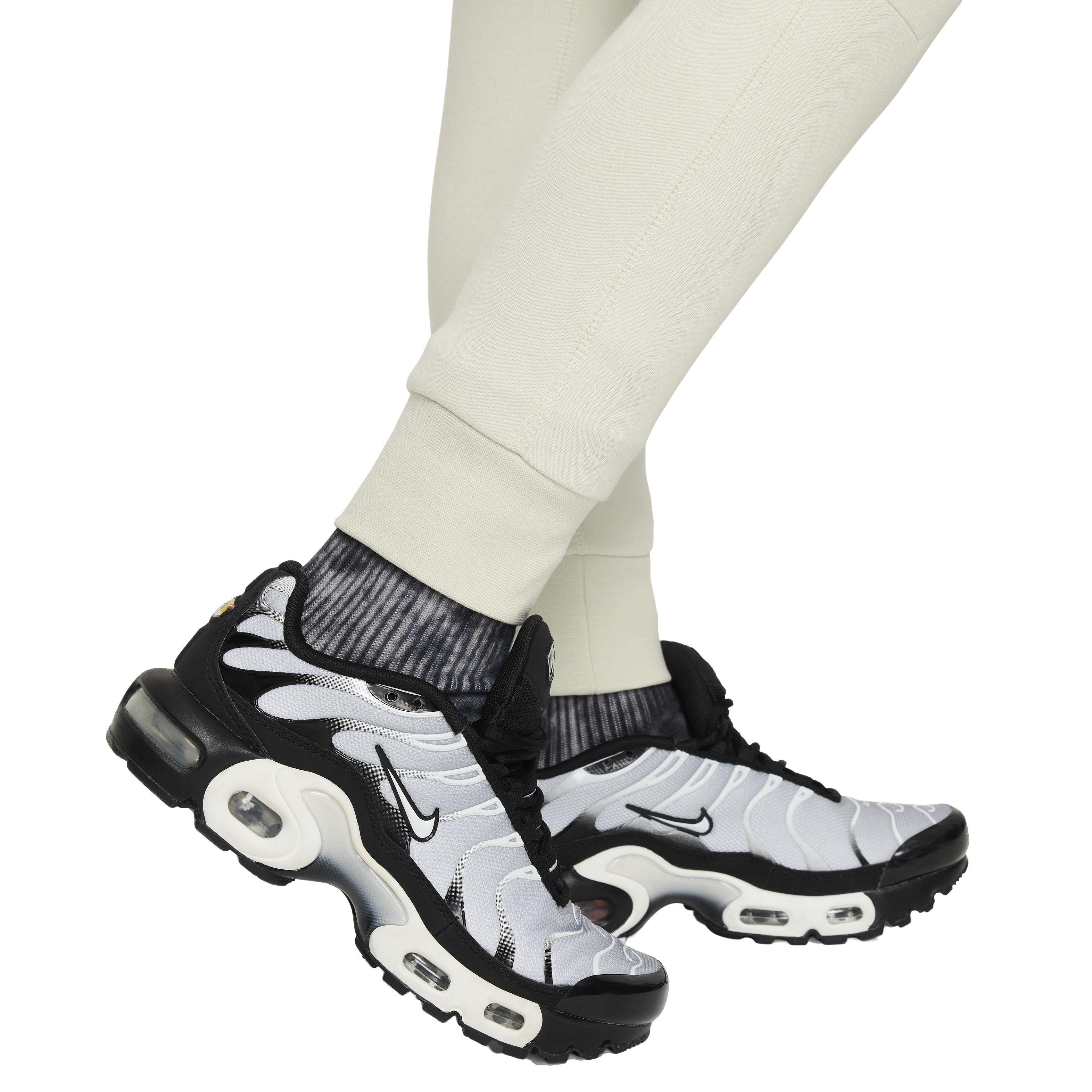 Nike Big Boys' Sportswear Tech Fleece Pant - CREAM Thumbnail View 6