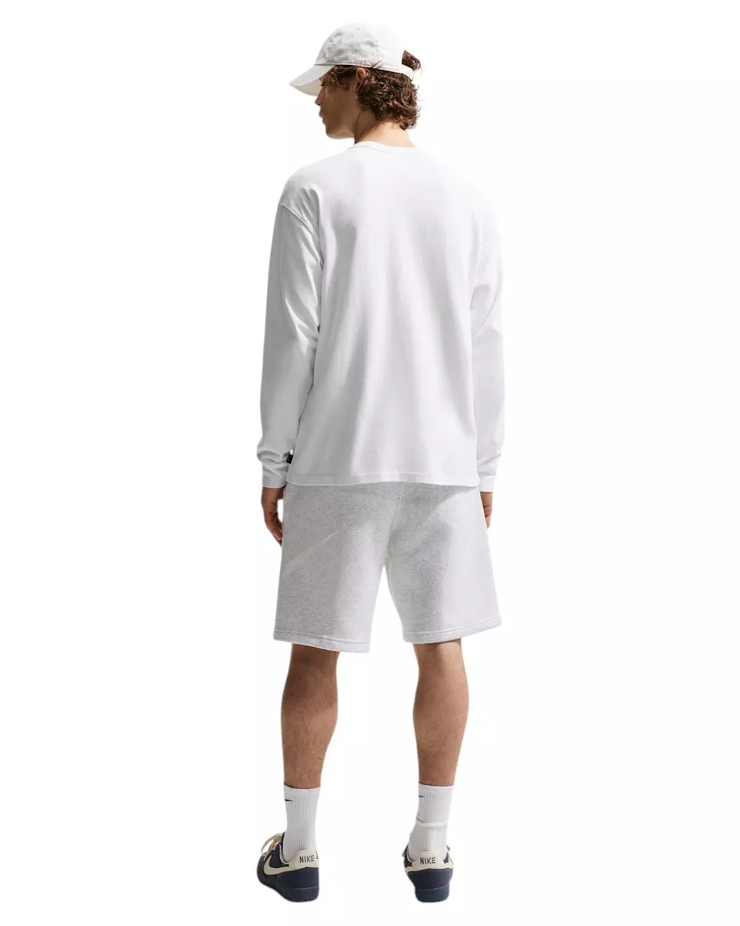 Nike Men's Sportswear Premium Essentials Long-Sleeve T-Shirt - WHITE