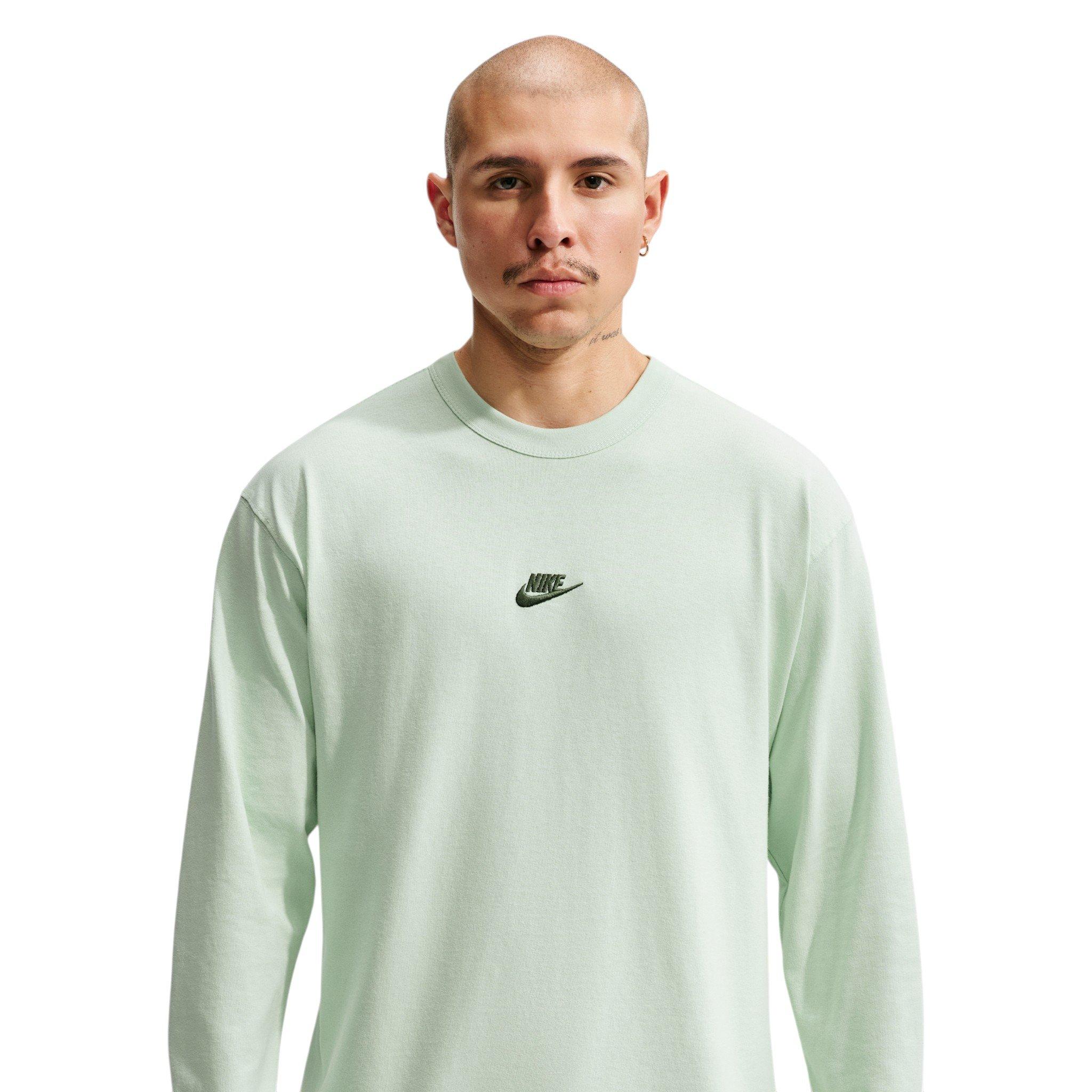 Nike Men's Sportswear Premium Essentials Long-Sleeve T-Shirt - GREEN
