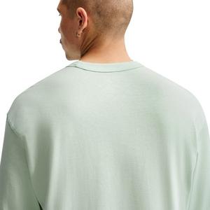 Nike Men's Sportswear Premium Essentials Long-Sleeve T-Shirt - GREEN