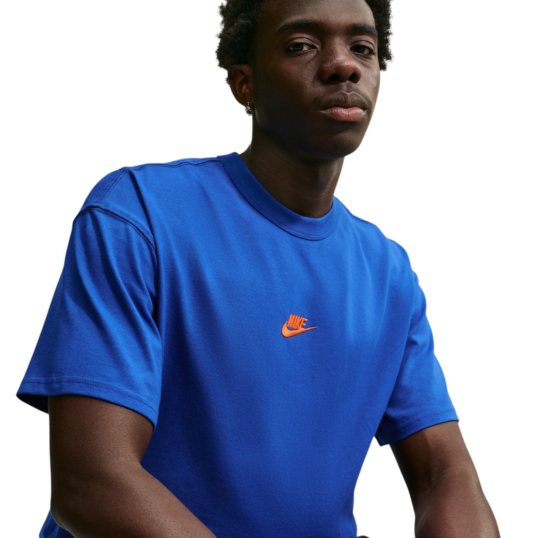 Nike Men's Sportswear Premium Essentials Small Embroidered Logo Long-Sleeve T-Shirt - BLUE