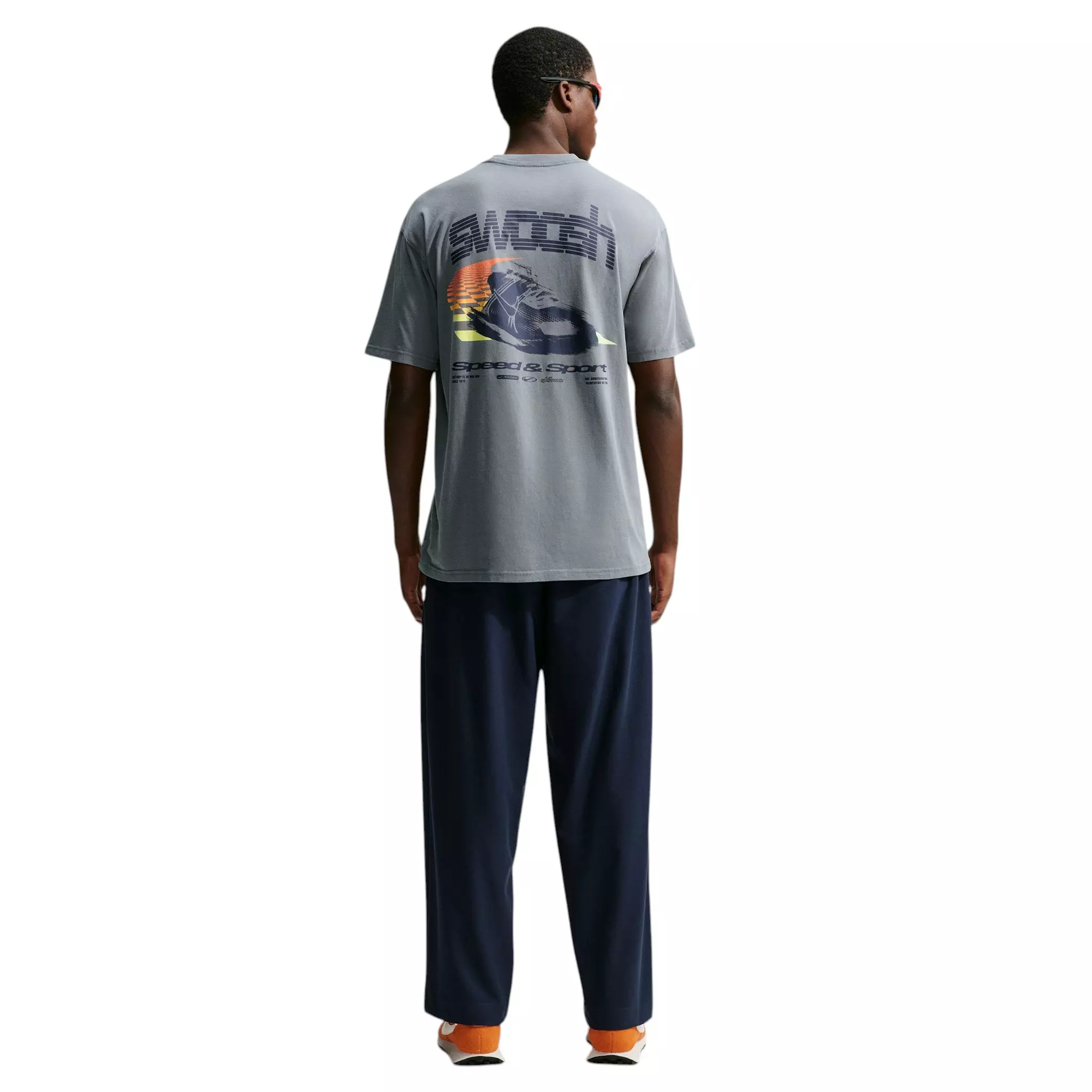 Nike Men's Sportswear T-Shirt - GREY