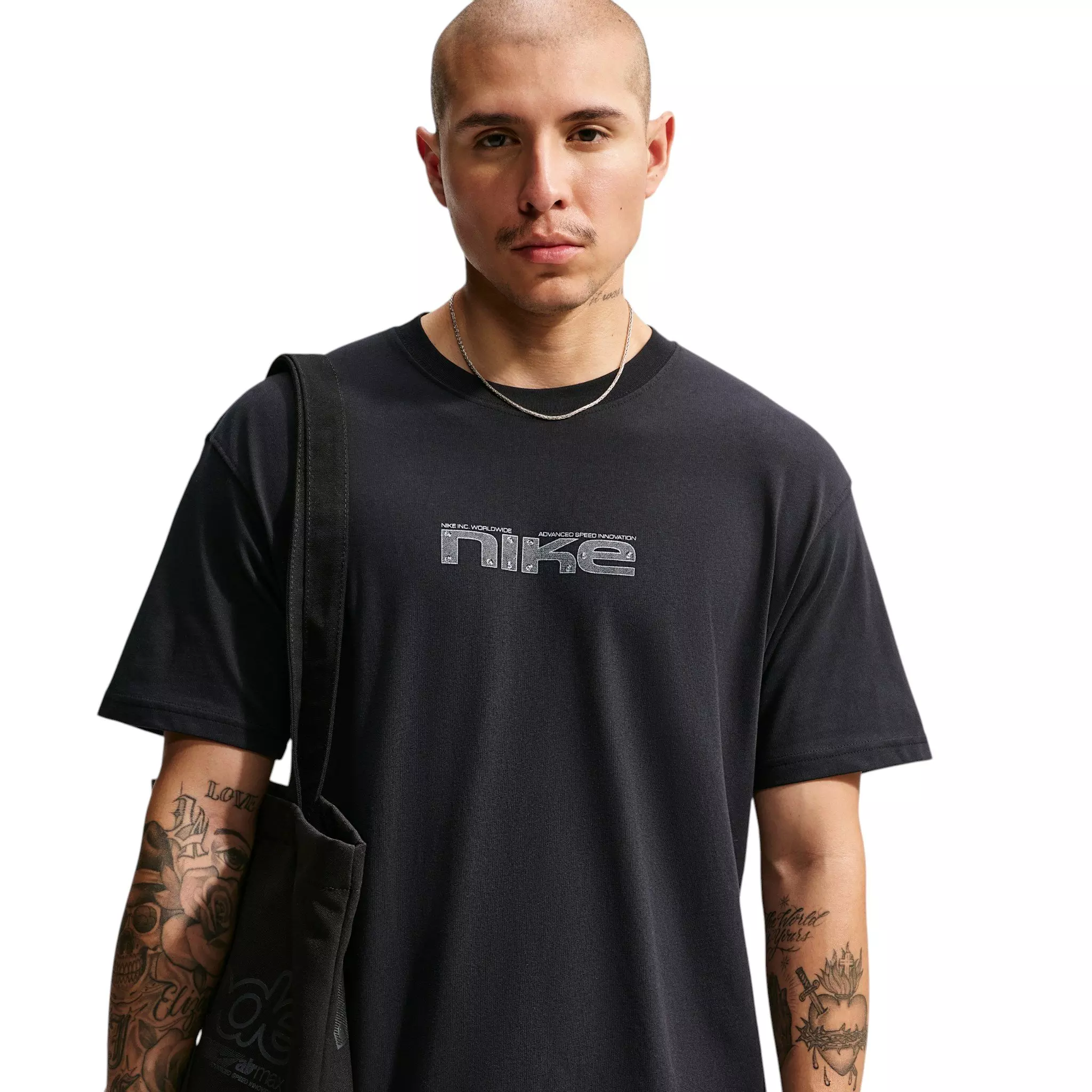Nike Men's Sportswear Race Helmet Speed T-Shirt - BLACK
