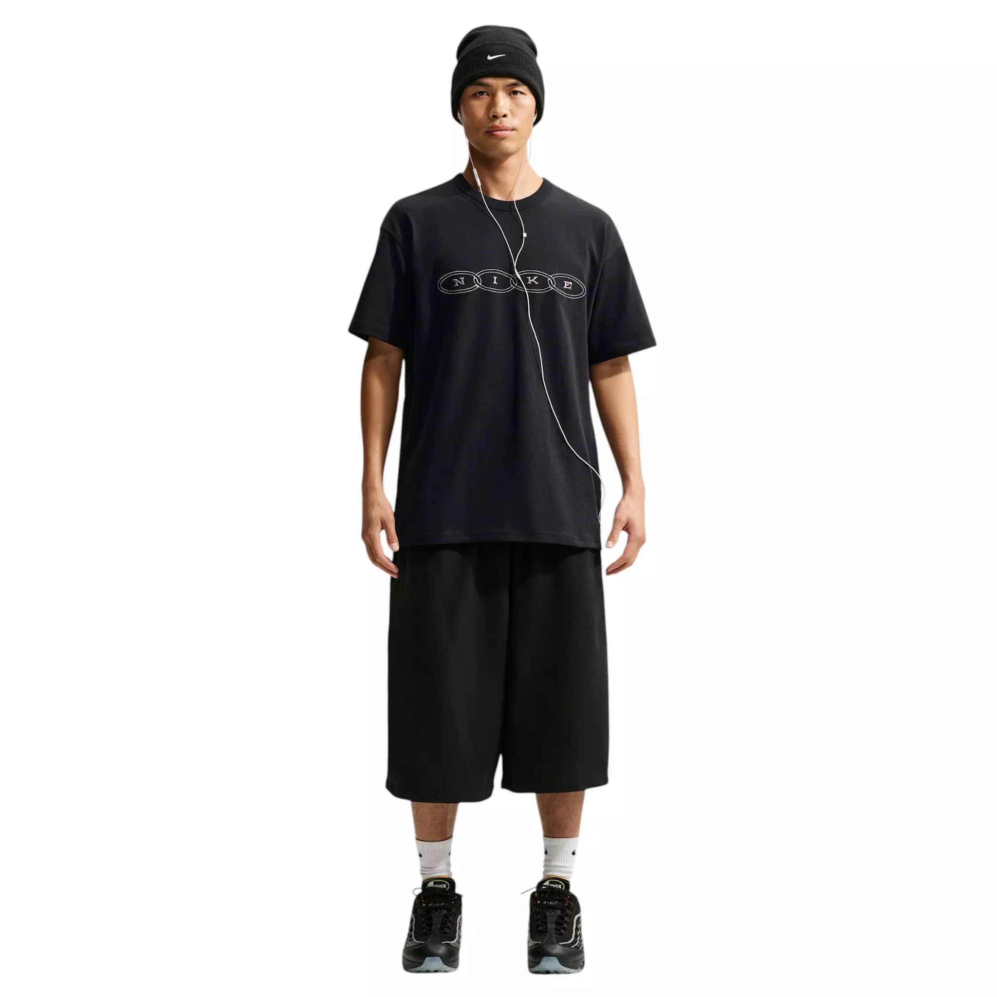 Nike Men's Sportswear Embroidered Premium Essentials T-Shirt - BLACK