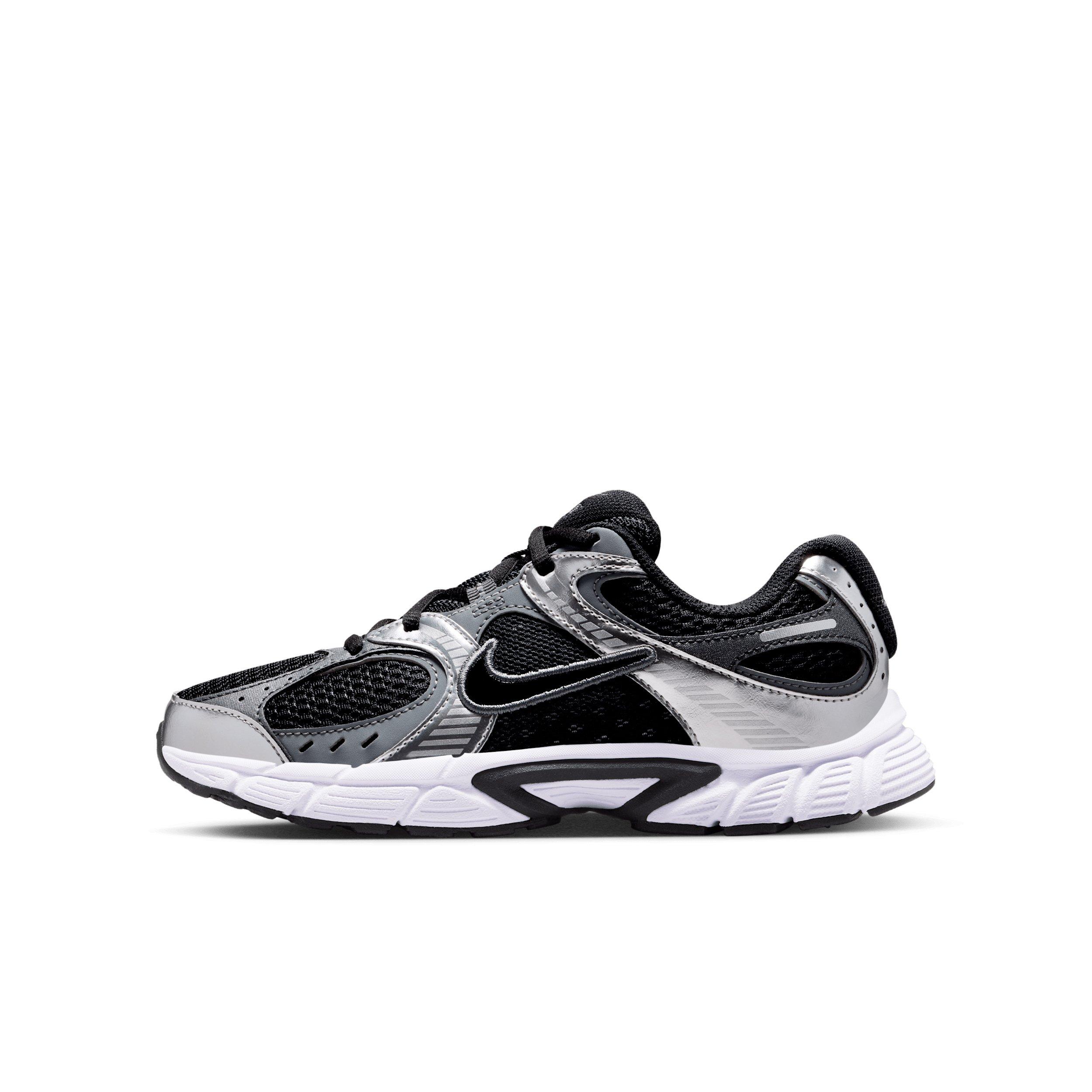Nike V5 RNR Grade School Boys' "Black/Anthracite/Smoke Grey/Black" Shoe