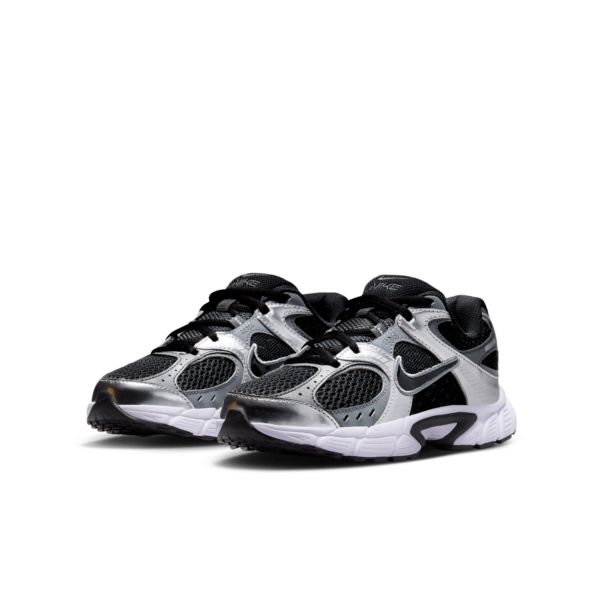 Nike V5 RNR Grade School Boys' "Black/Anthracite/Smoke Grey/Black" Shoe