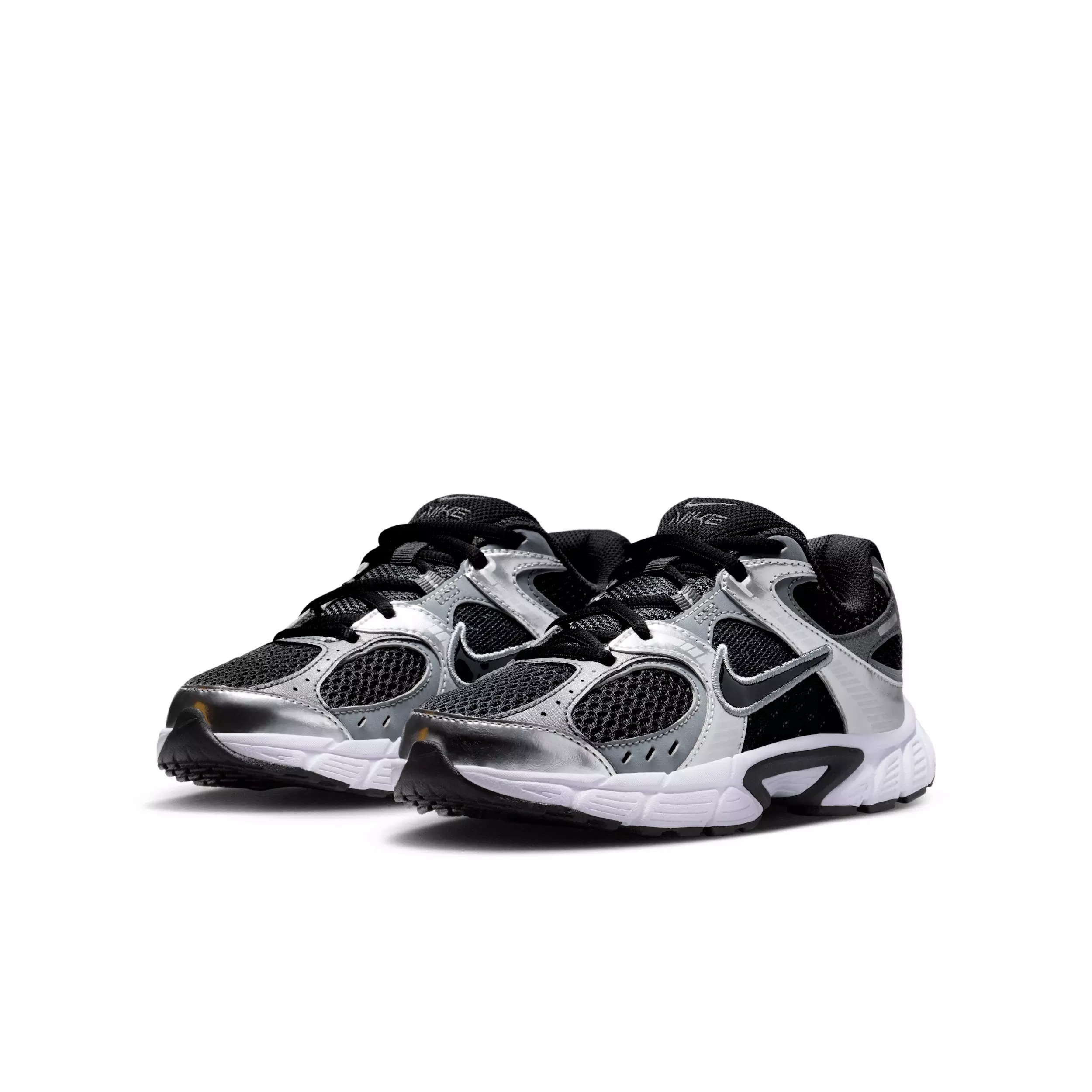 Nike V5 RNR "Black/Anthracite/Smoke Grey/Black" Grade School Boys' Shoe - BLACK/ANTHRACITE/GREY/BLACK