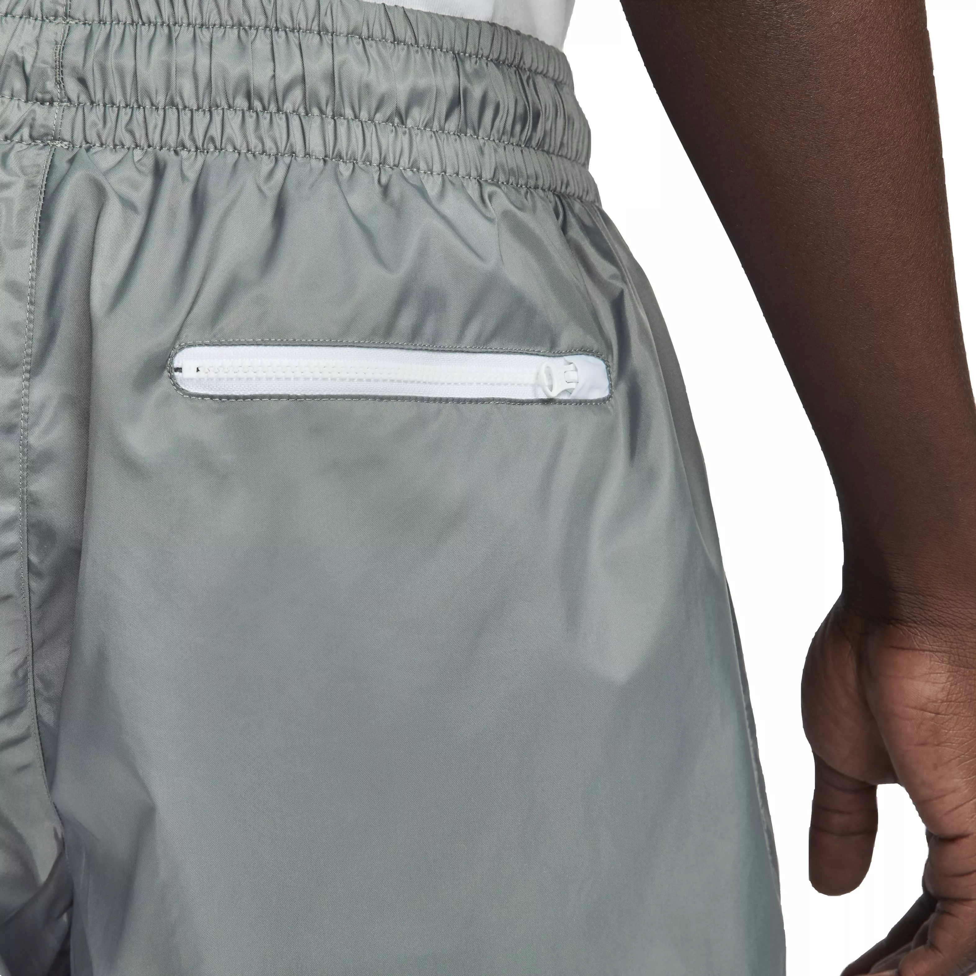 Nike Men's Windrunner Woven Lined Pants - GREY