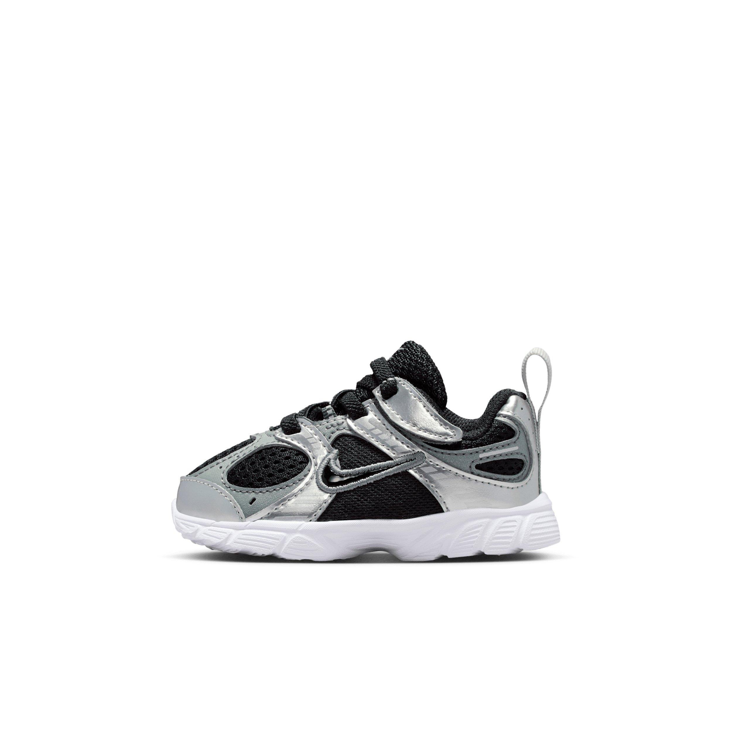 Nike V5 RNR Infant Boys' "Black/Anthracite/Smoke Grey/Black" Shoe