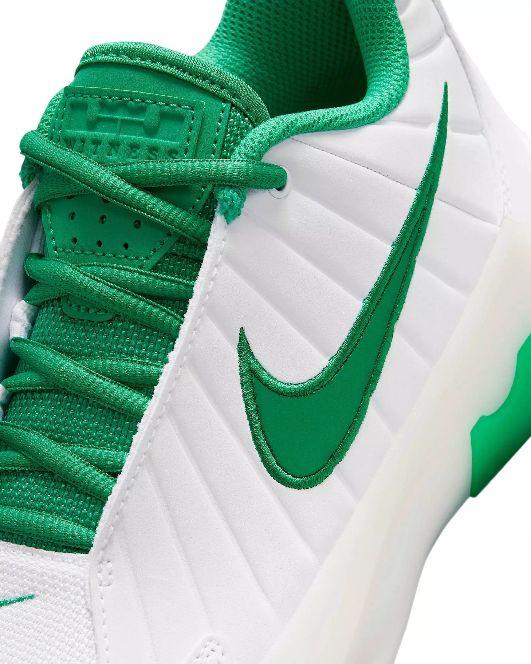 Nike LeBron Witness 9 "White/White/Metallic Gold/Stadium Green" Grade School Boys' Basketball Shoe - WHITE/WHITE/GOLD/GREEN