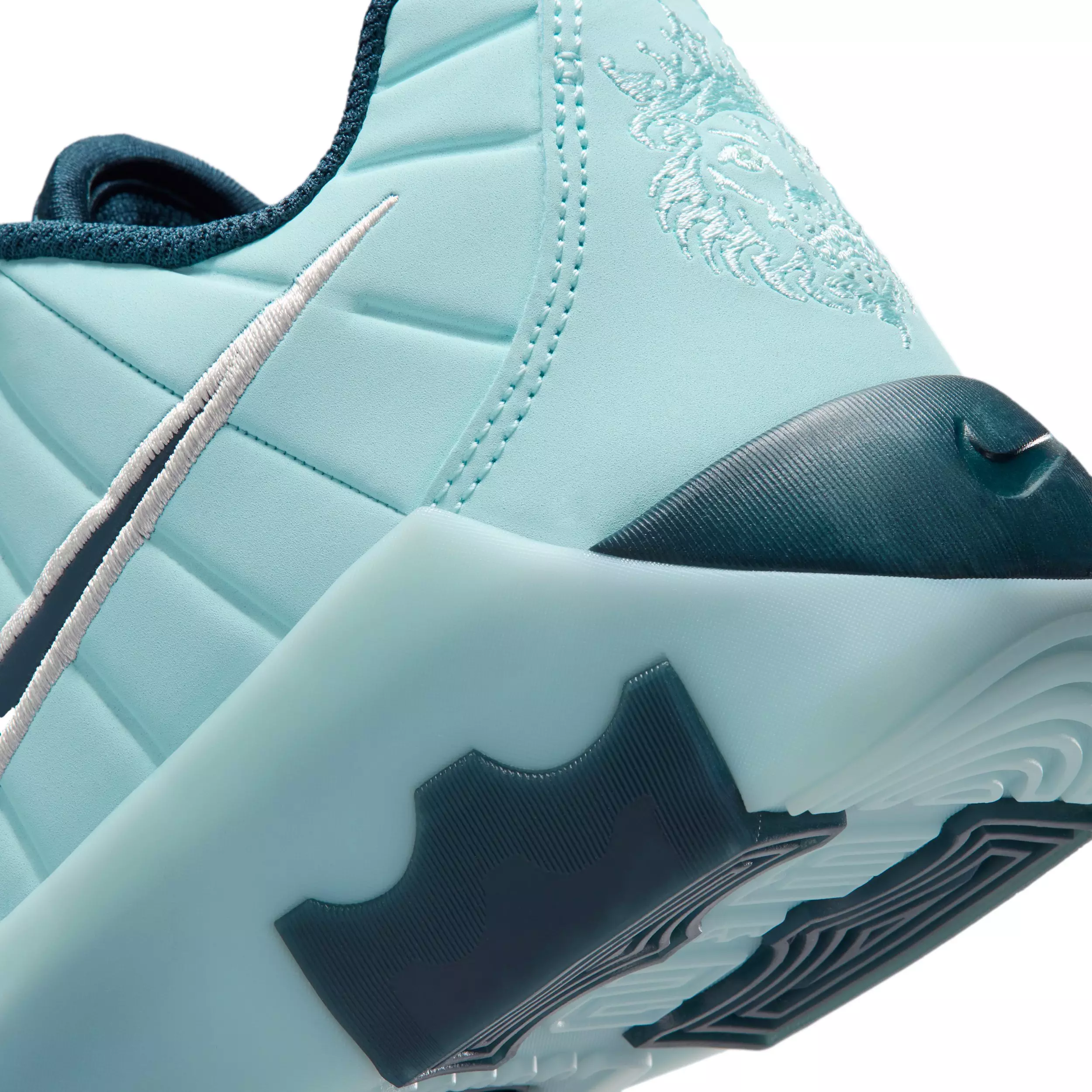 Nike LeBron Witness 9 "Glacier Ice/Glacier Blue/Silver/Navy" Grade School Boys' Basketball Shoe - ICE/BLUE/SILVER/NAVY