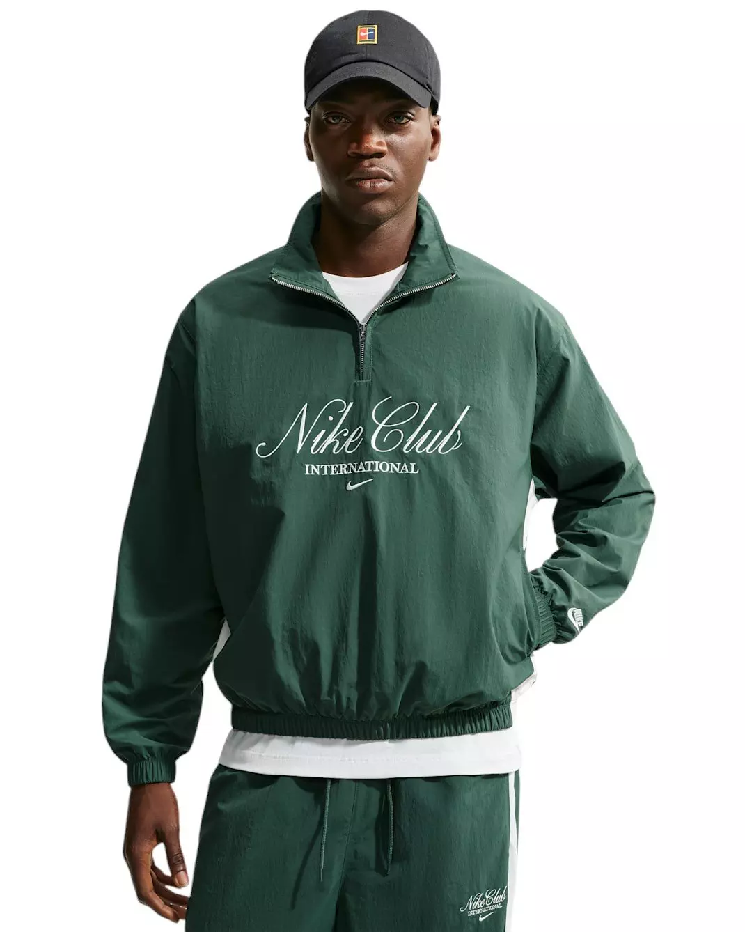 Nike Men's Sportswear Club 1/2 Zip Jacket - GREEN