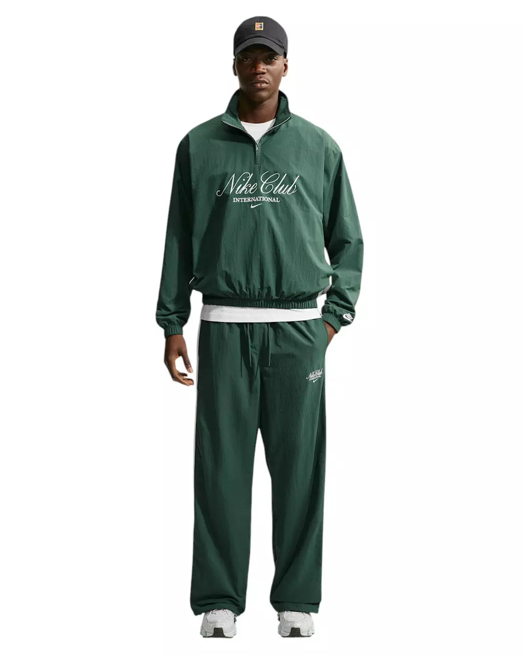 Nike Men's Sportswear Club 1/2 Zip Jacket - GREEN