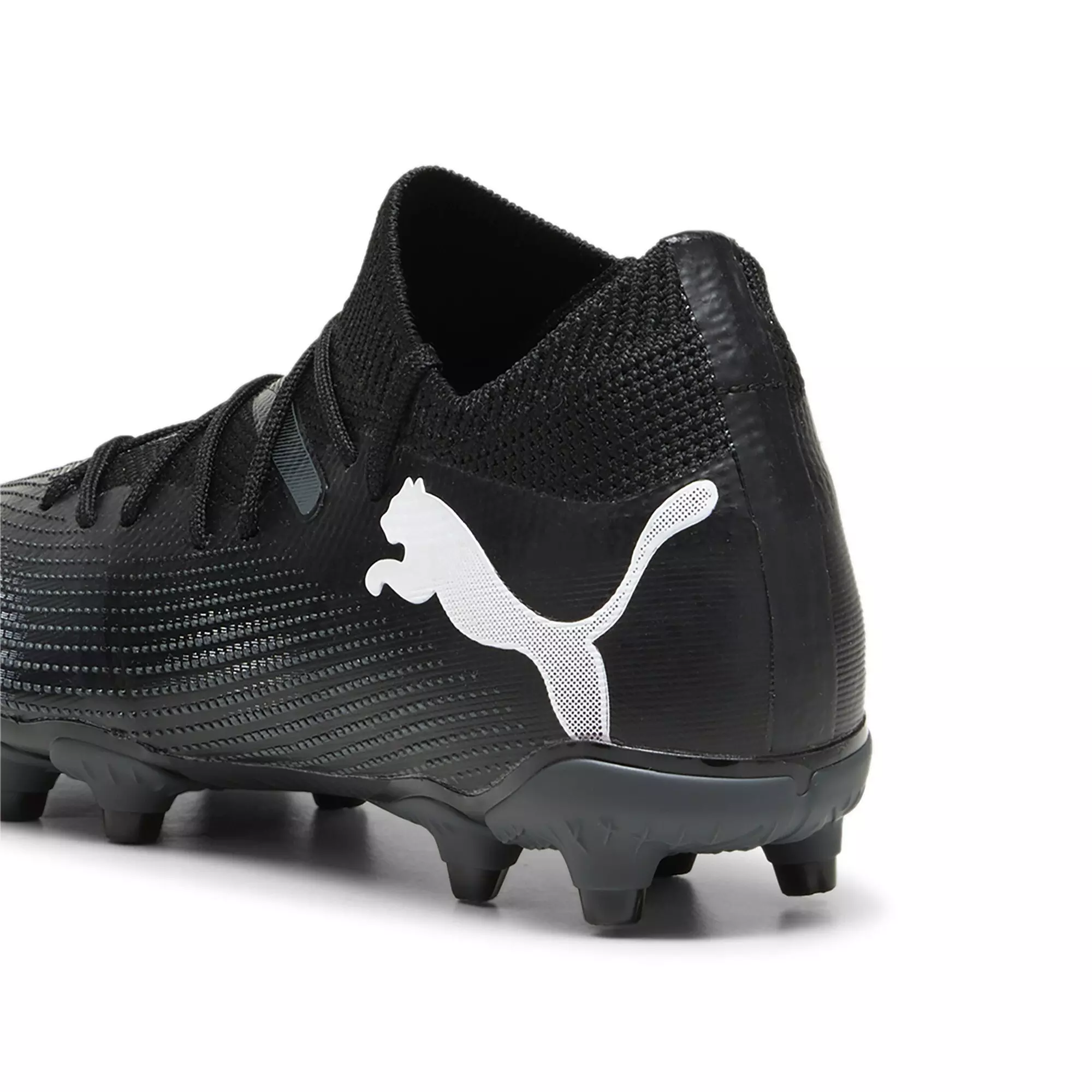 PUMA Future 7 Match FG/AG "PUMA Black/PUMA White" Preschool Kids' Soccer Cleat - BLACK/WHITE