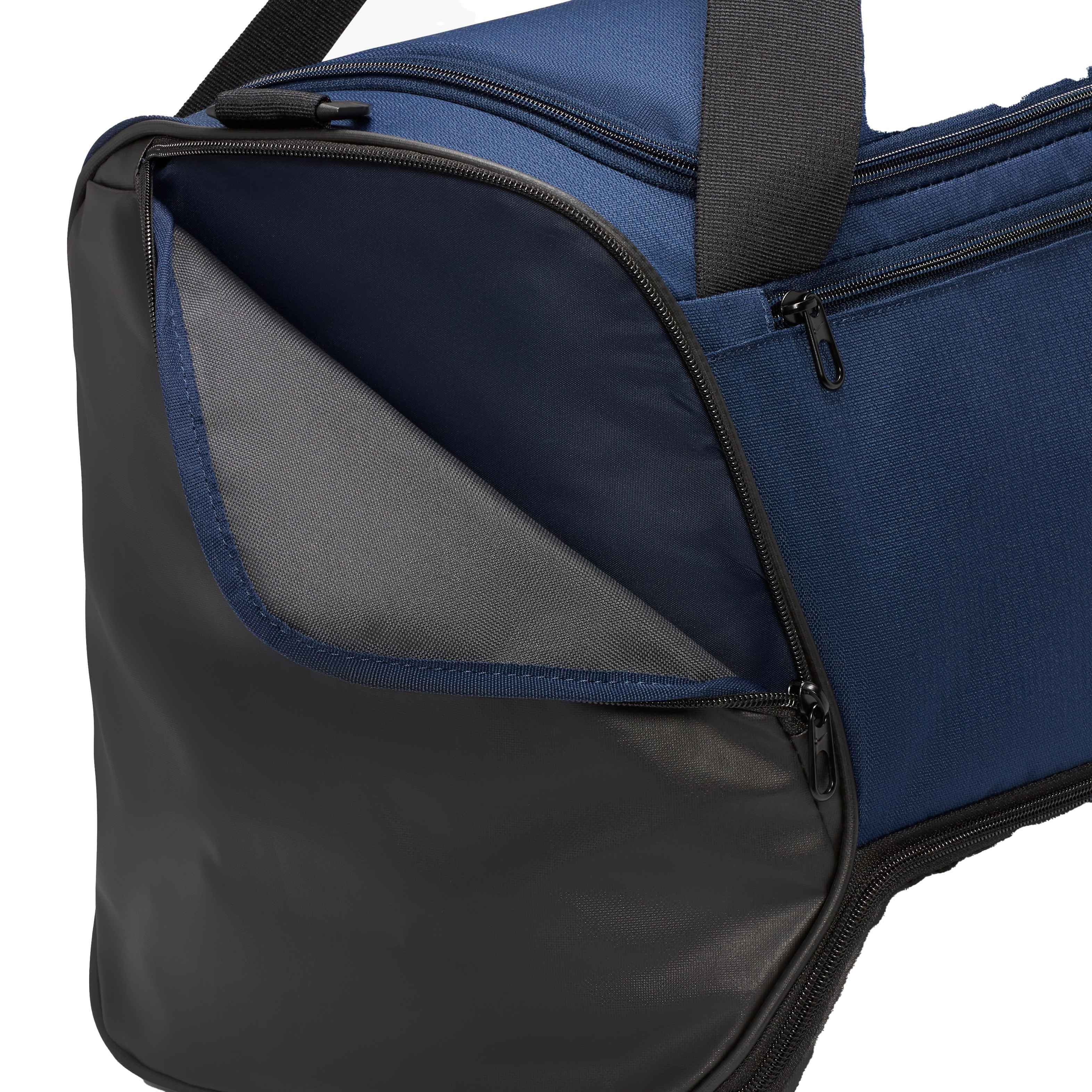 Nike Brasilla 9.5 Training Duffel Medium Navy/Black Bag