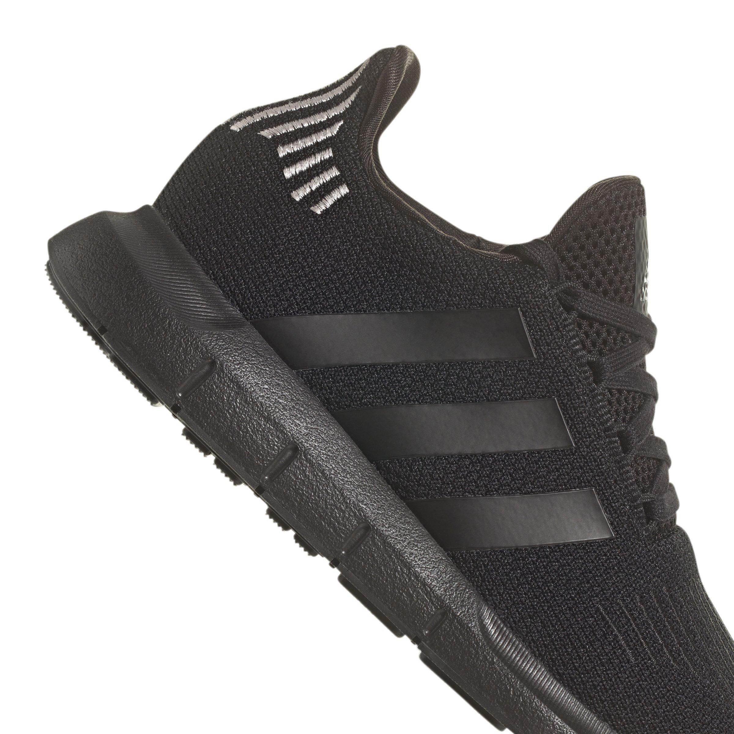 Black adidas cheap swift run women's