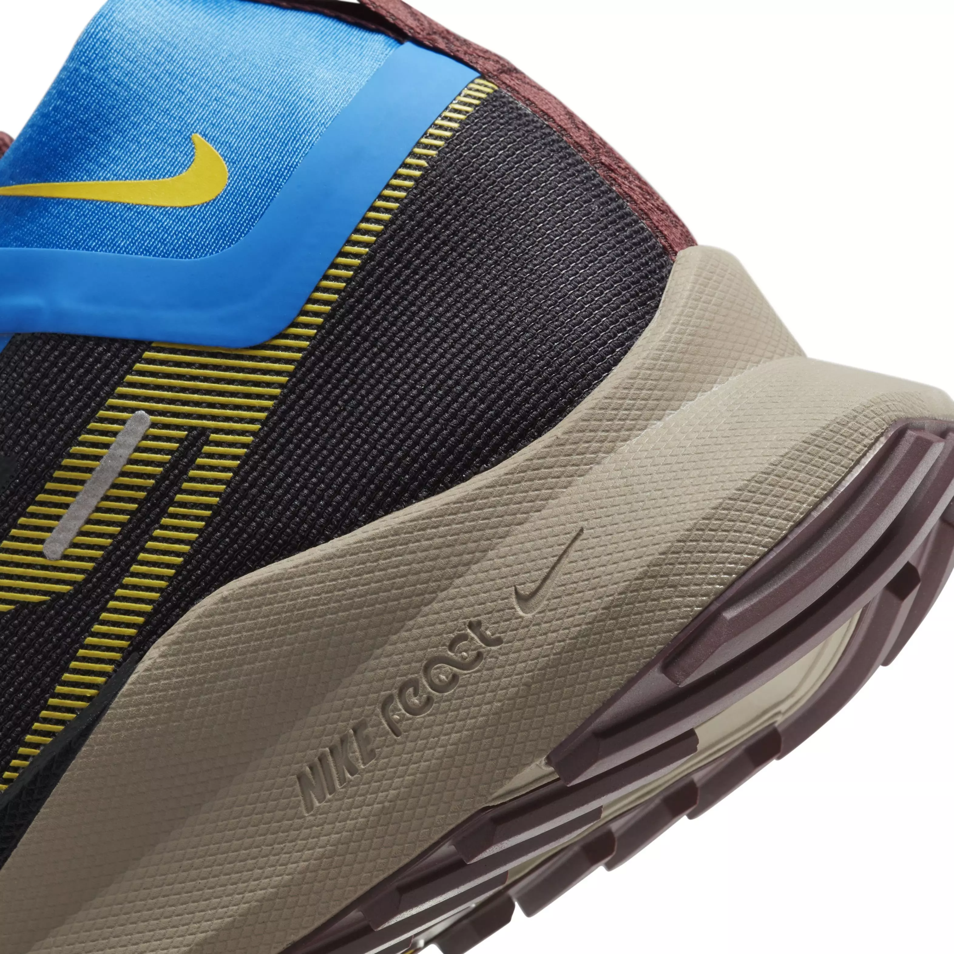 Nike Pegasus Trail 4 GORE-TEX "Black/Vivid Sulfur/Light Photo Blue" Men's Trail Running Shoe - BLACK/SULFUR/LT BLUE