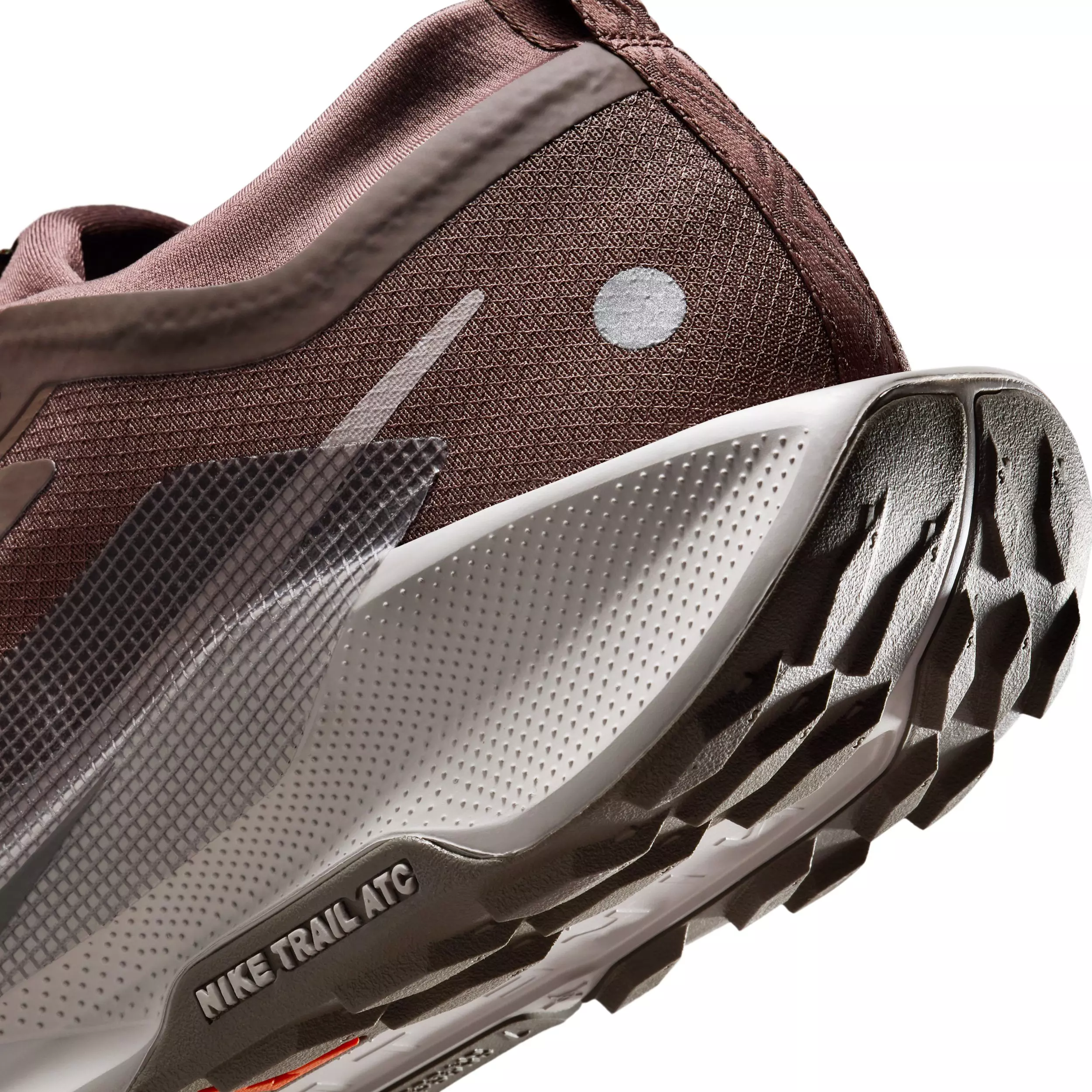 Nike Pegasus Trail 5 GORE-TEX "Ironstone/Velvet Brown/Cave Stone/Grey" Men's Trail Running Shoe - IRONSTONE/BROWN/STONE/GREY