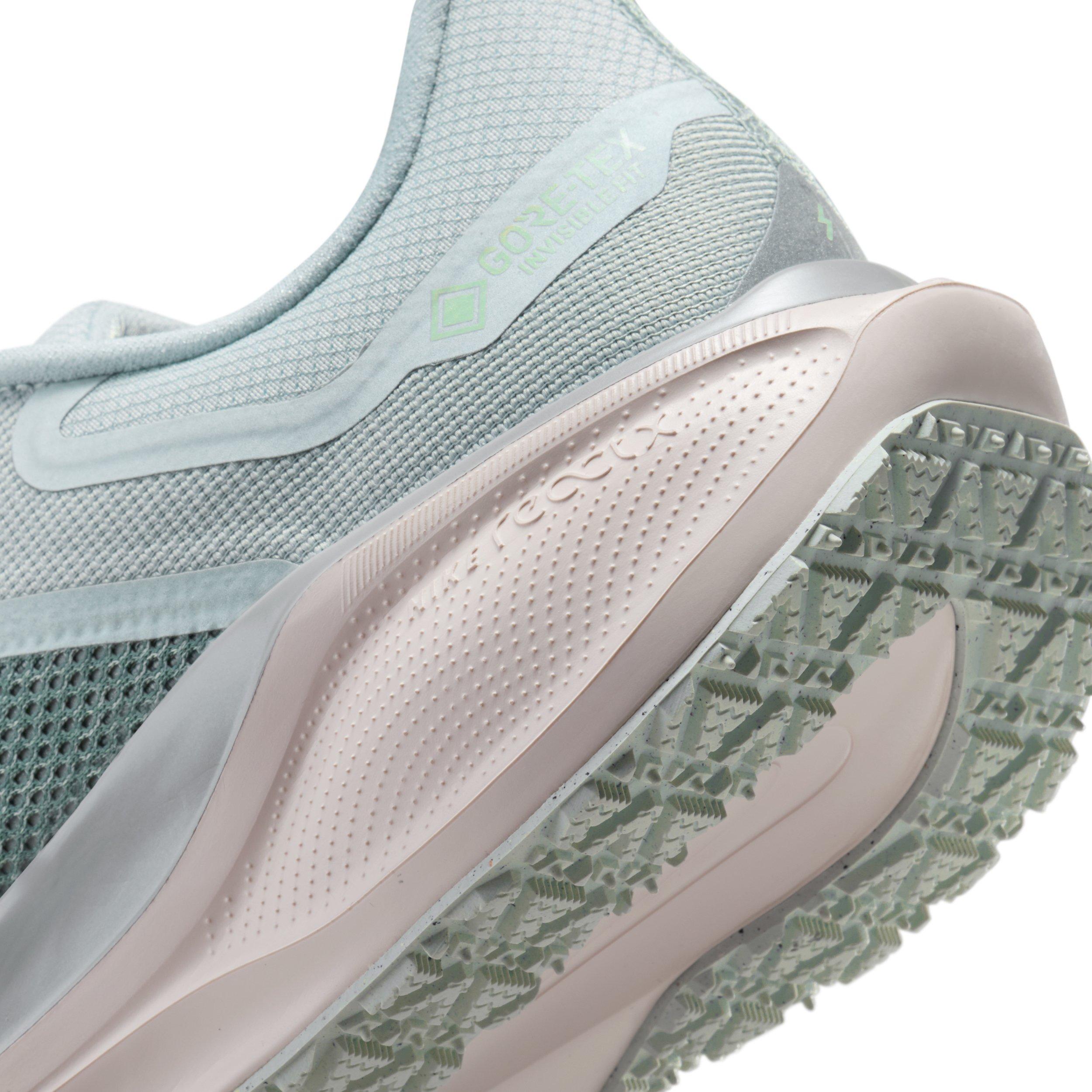 Nike Pegasus 41 GORE-TEX "Light Pumice/Pure Platinum/Silt Red/Metallic Silver" Men's Running Shoe - LT PUMICE/PLATINUM/RED/SILVER Thumbnail View 8