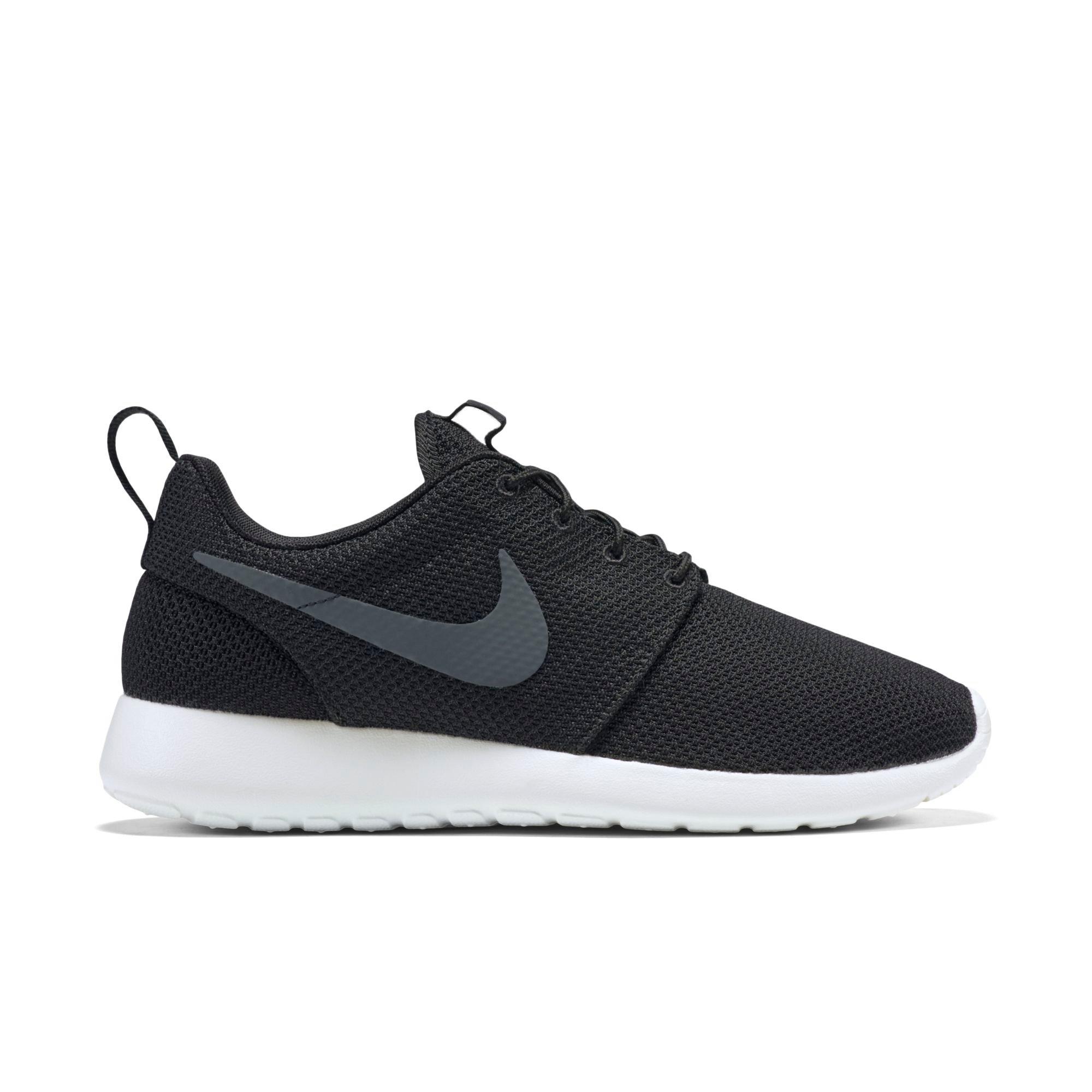 all black roshes mens