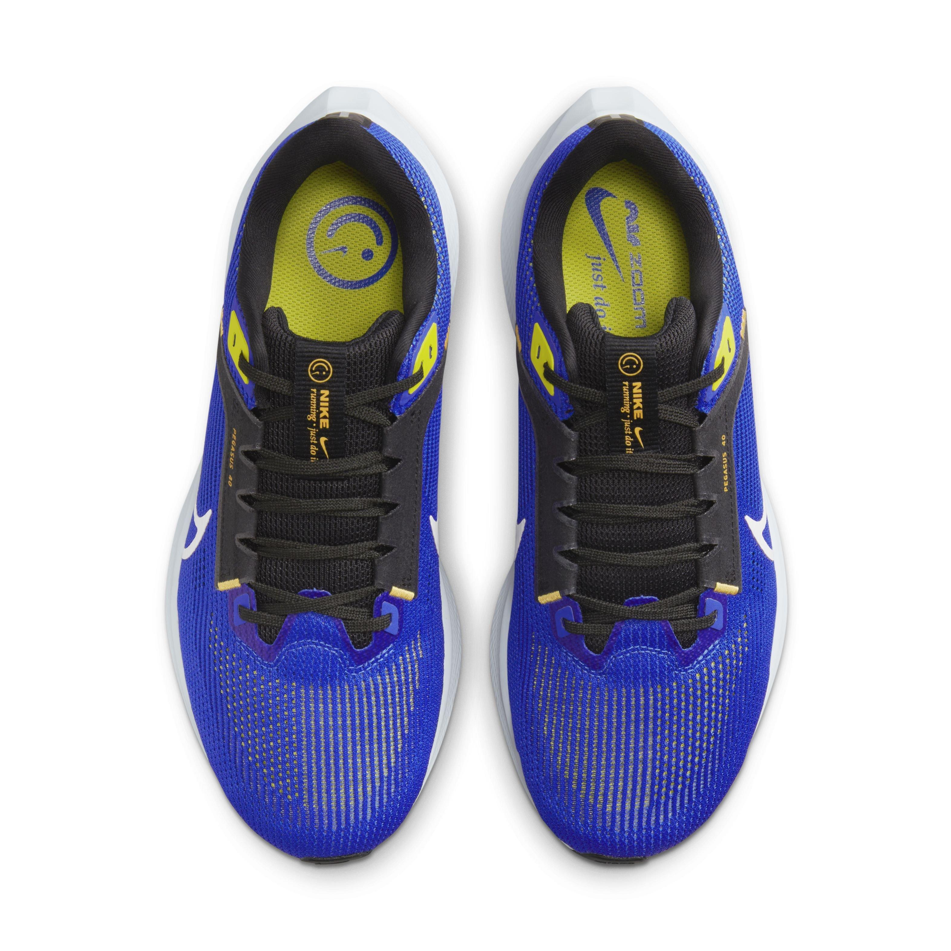 Nike Pegasus 40 UNC Men's Running Shoe - Hibbett