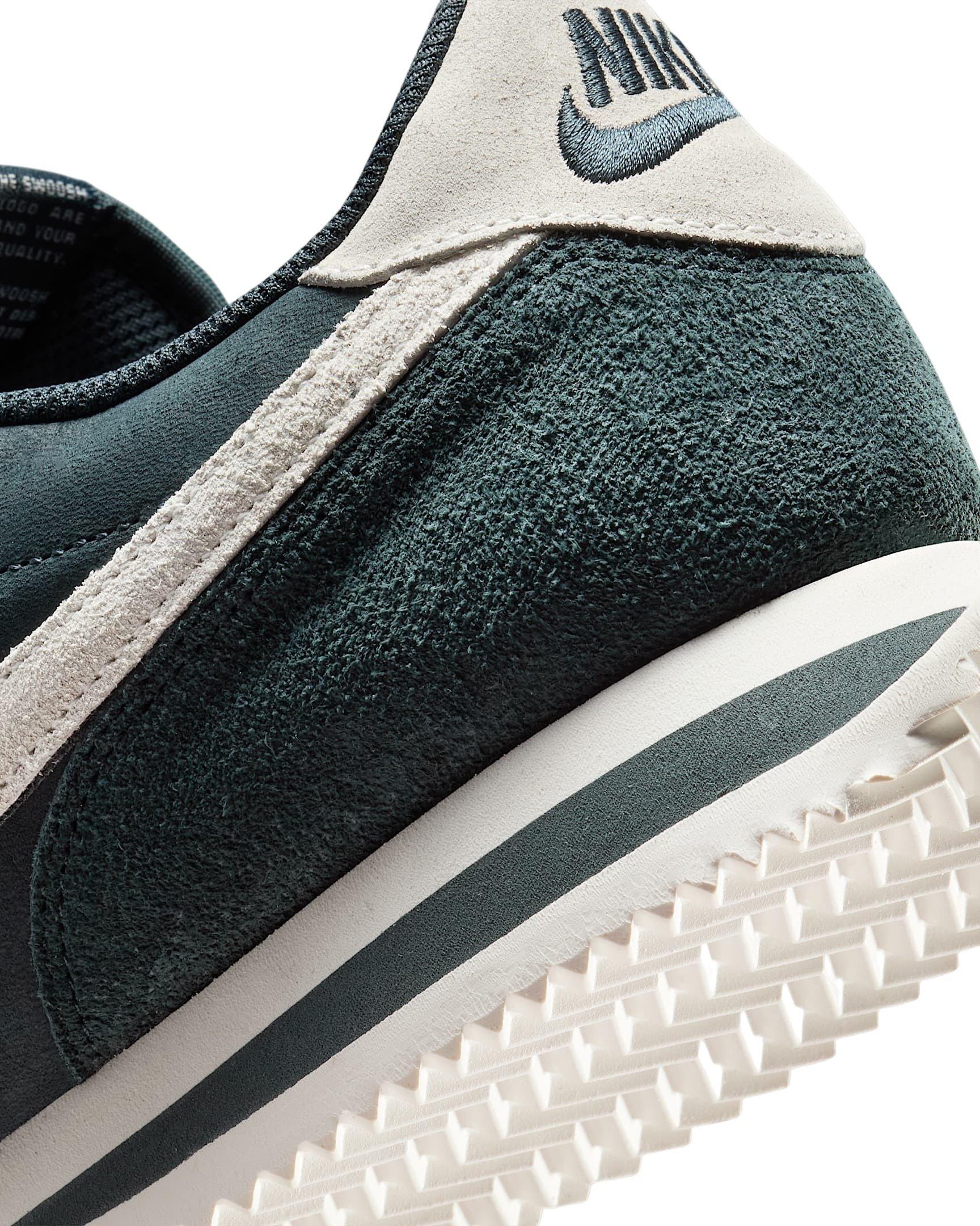 Nike Cortez Textile "Seaweed/Sail" Men's Shoe - SEAWEED/SAIL Thumbnail View 8