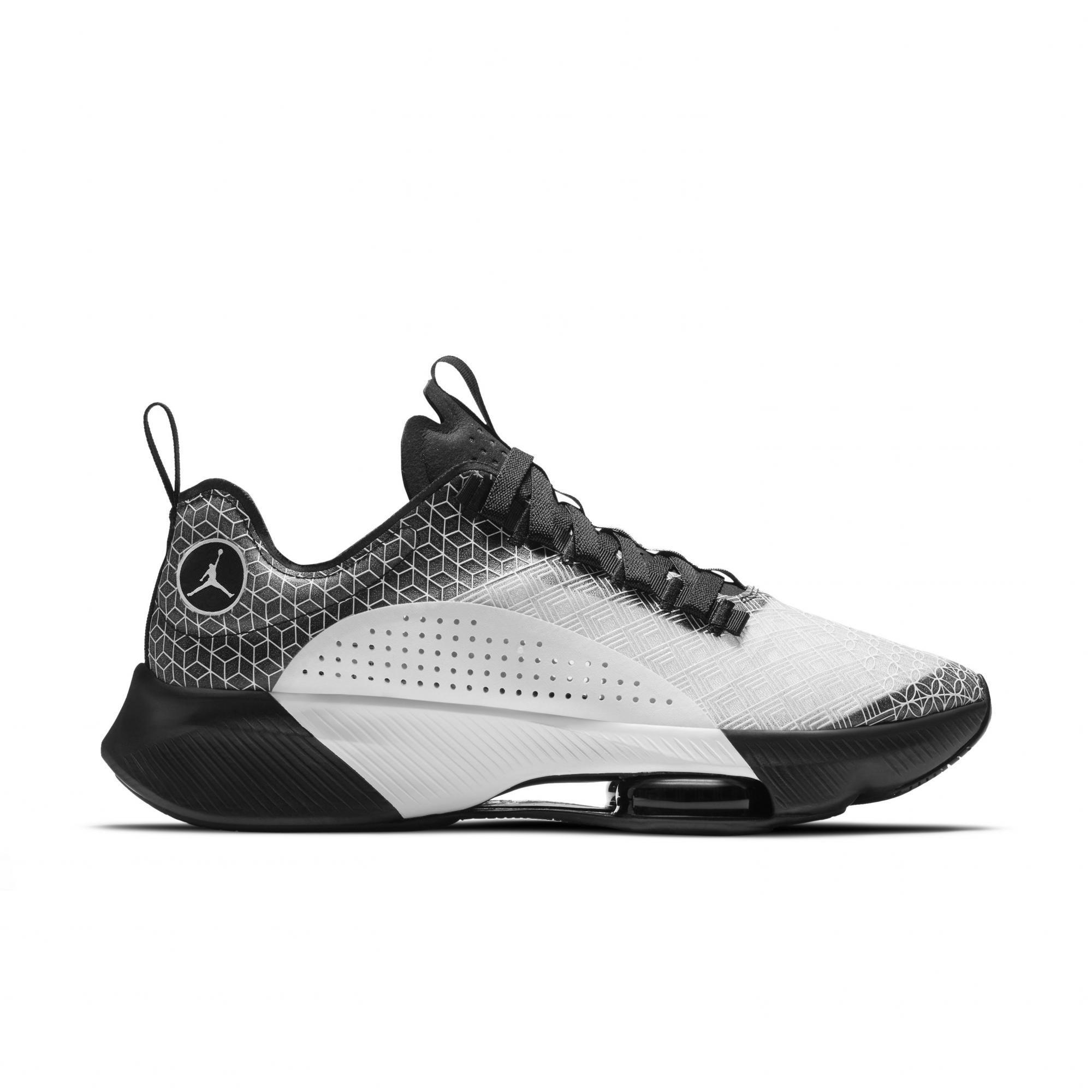 air jordan running shoe