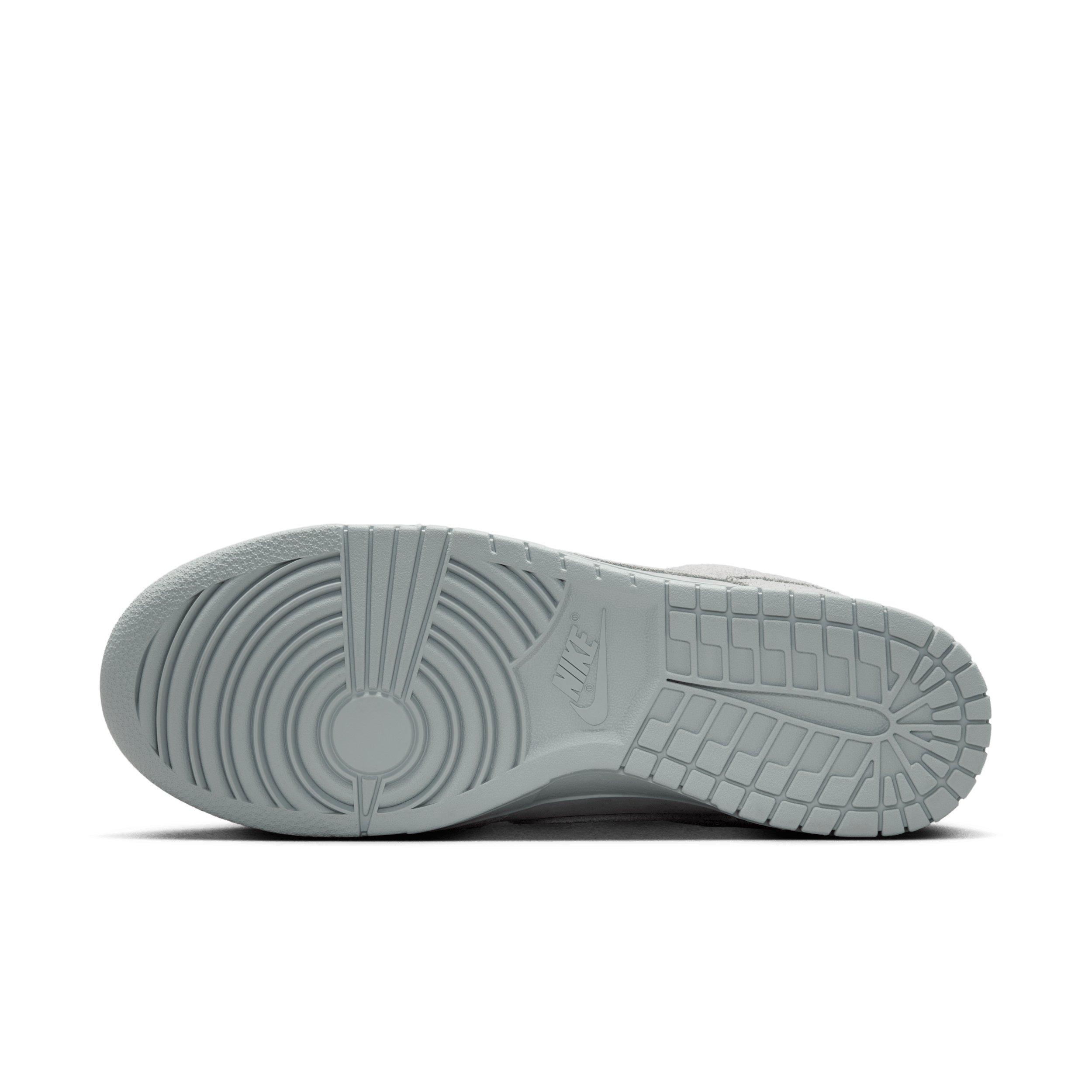 Nike Dunk Low SE "Wolf Grey/Wolf Grey" Men's Shoe - GREY/GREY Thumbnail View 6