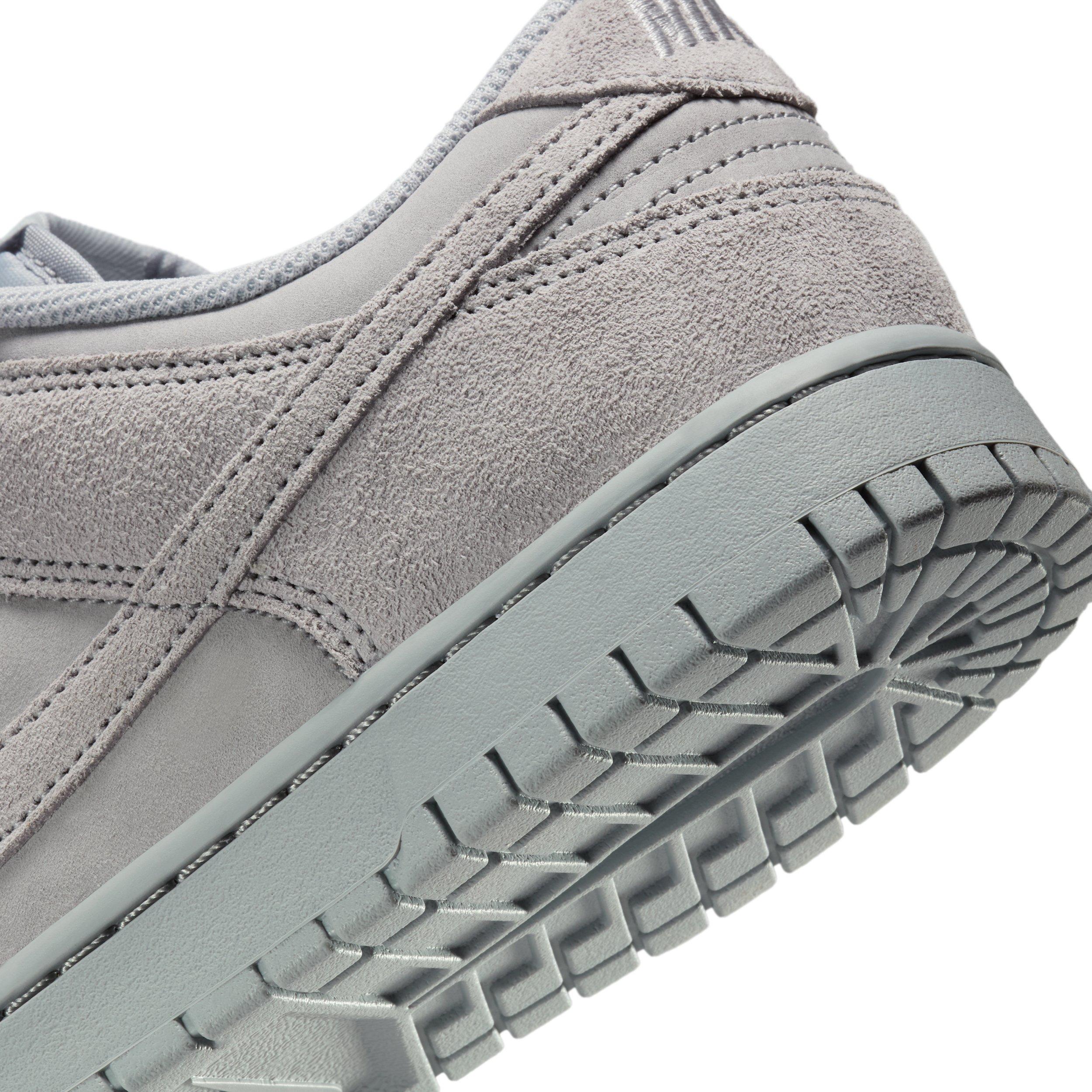 Nike Dunk Low SE "Wolf Grey/Wolf Grey" Men's Shoe - GREY/GREY Thumbnail View 8