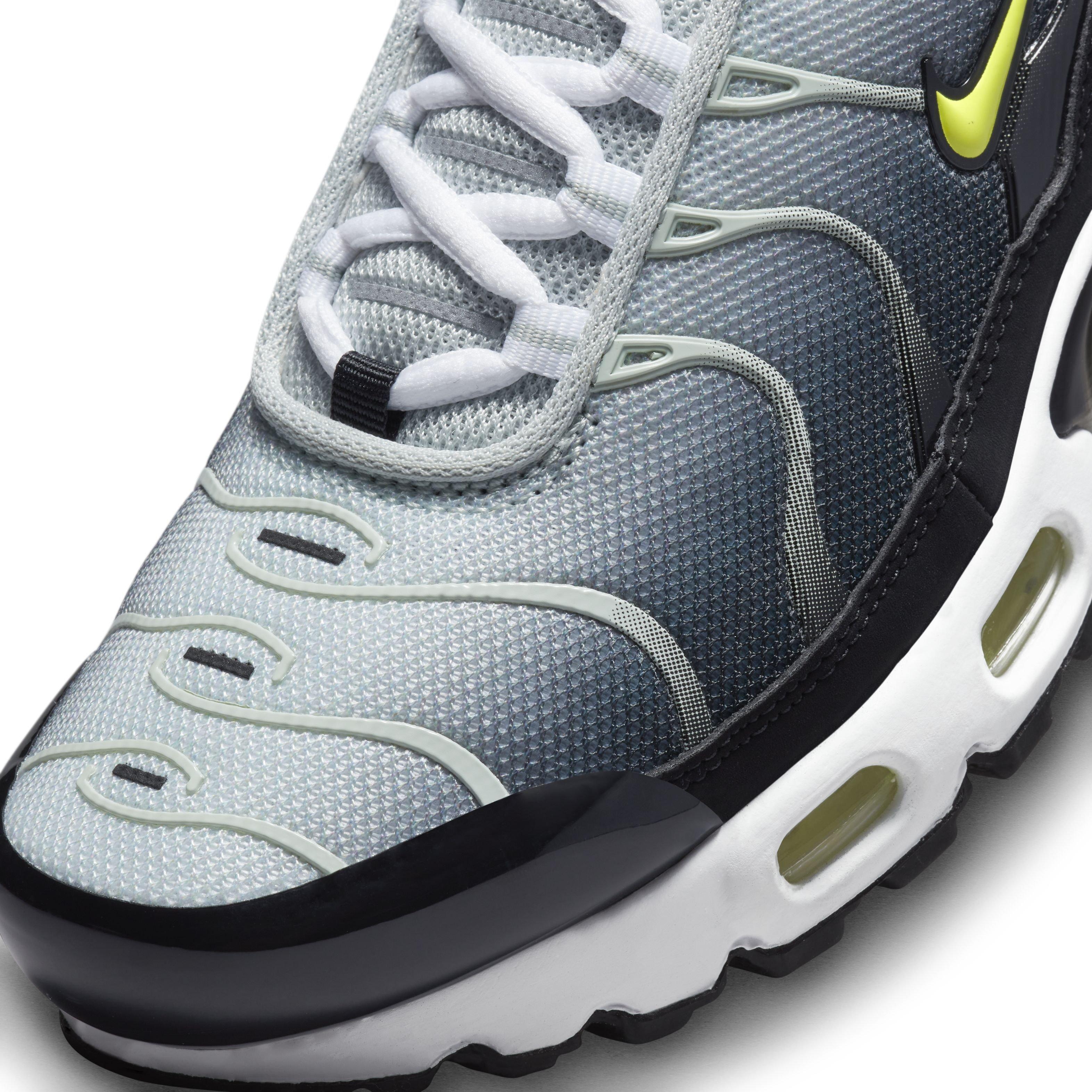 Nike's Air Max Plus Returns In Bright Cactus