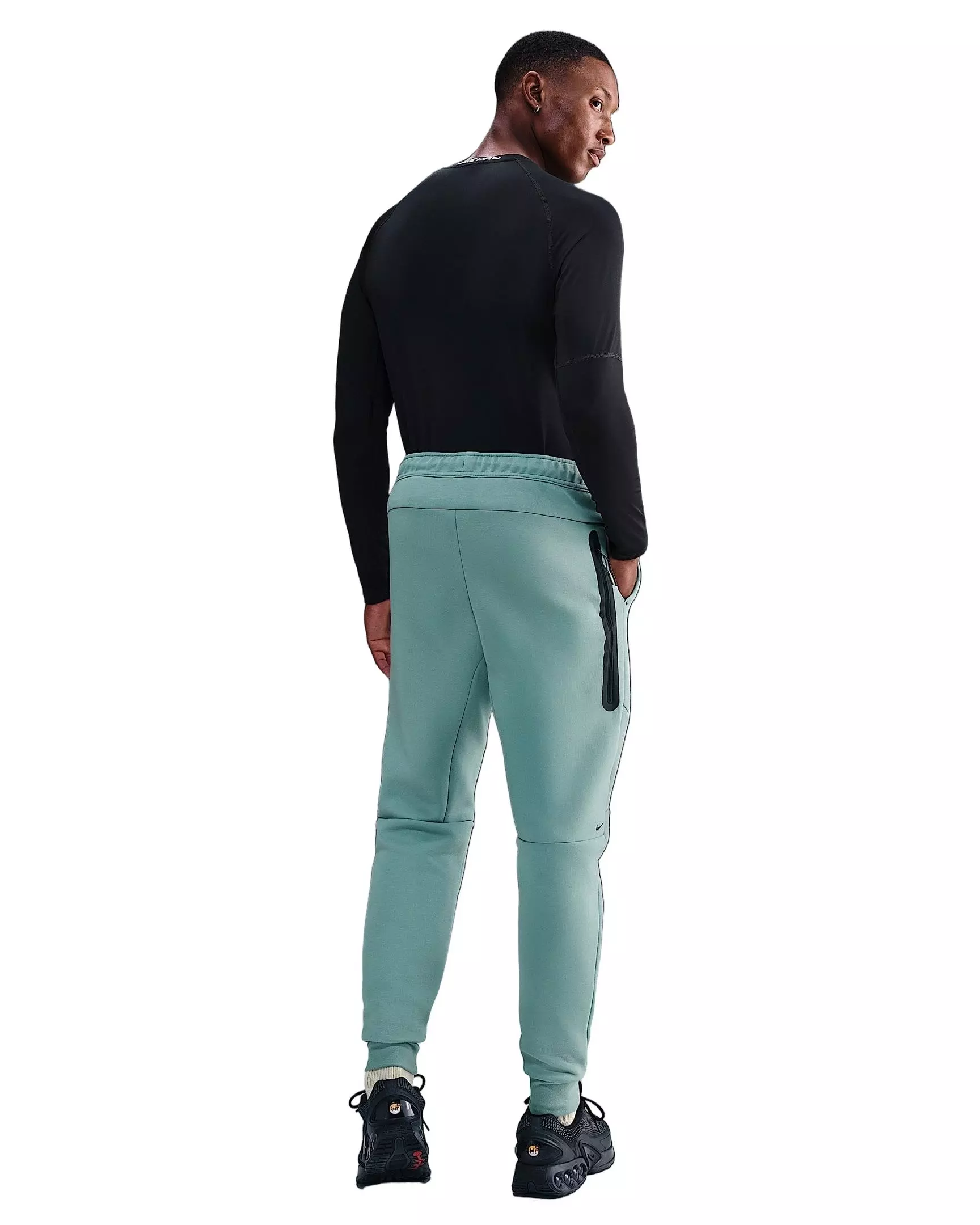 Nike Men's Tech Fleece Joggers - GREEN