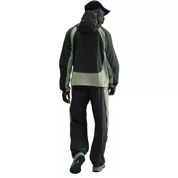Nike Men's Tech Dri-FIT Woven Color-Block Oversized Pants - GREEN
