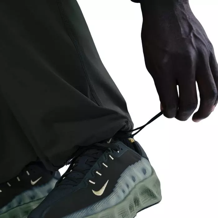 Nike Men's Tech Dri-FIT Woven Color-Block Oversized Pants - GREEN