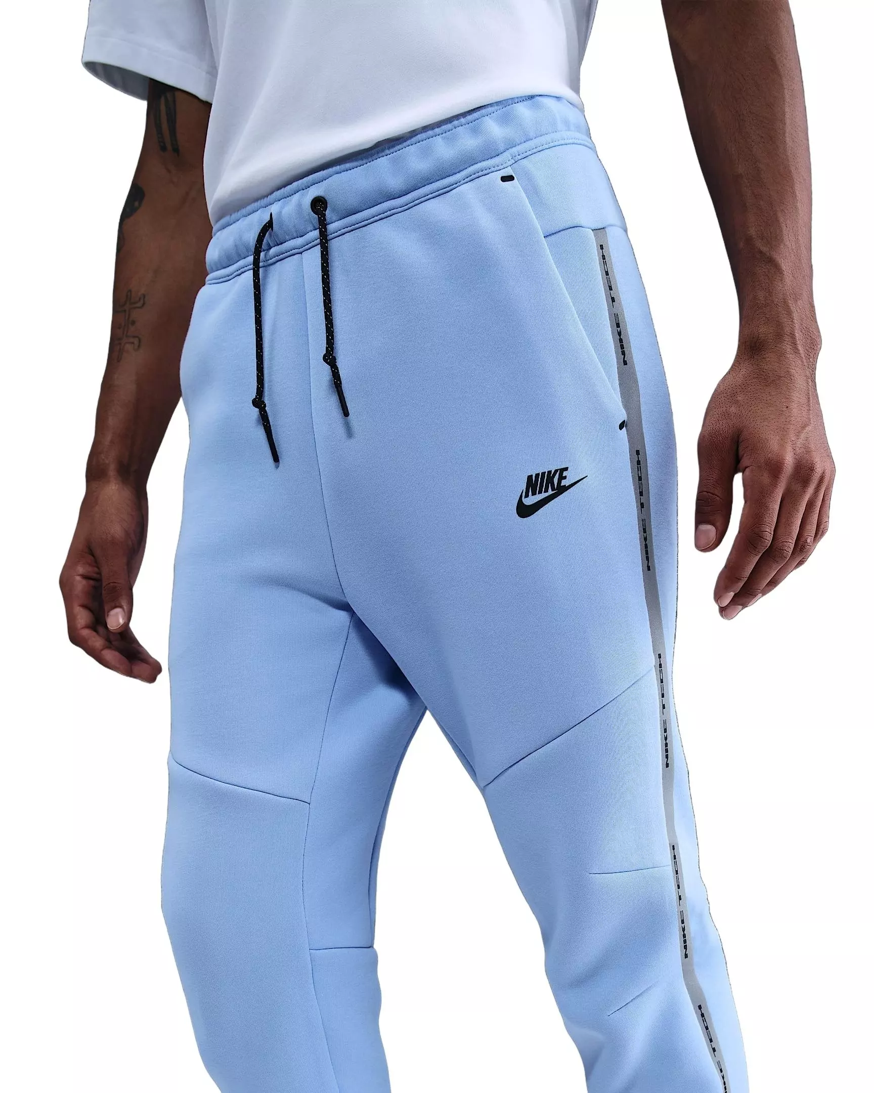 Nike Men's Tech Fleece Joggers with Reflective Accents - BLUE