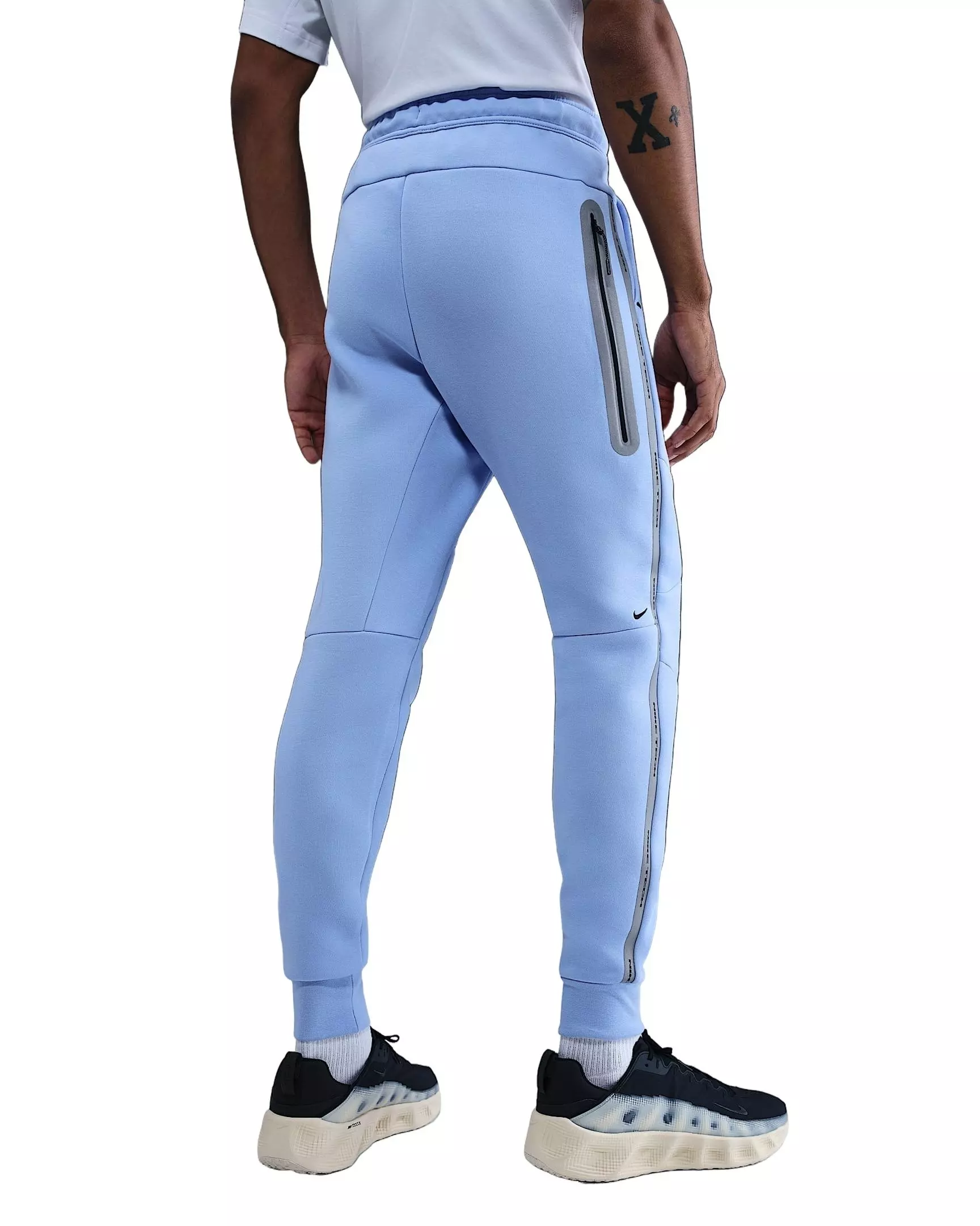 Nike Men's Tech Fleece Joggers with Reflective Accents - BLUE