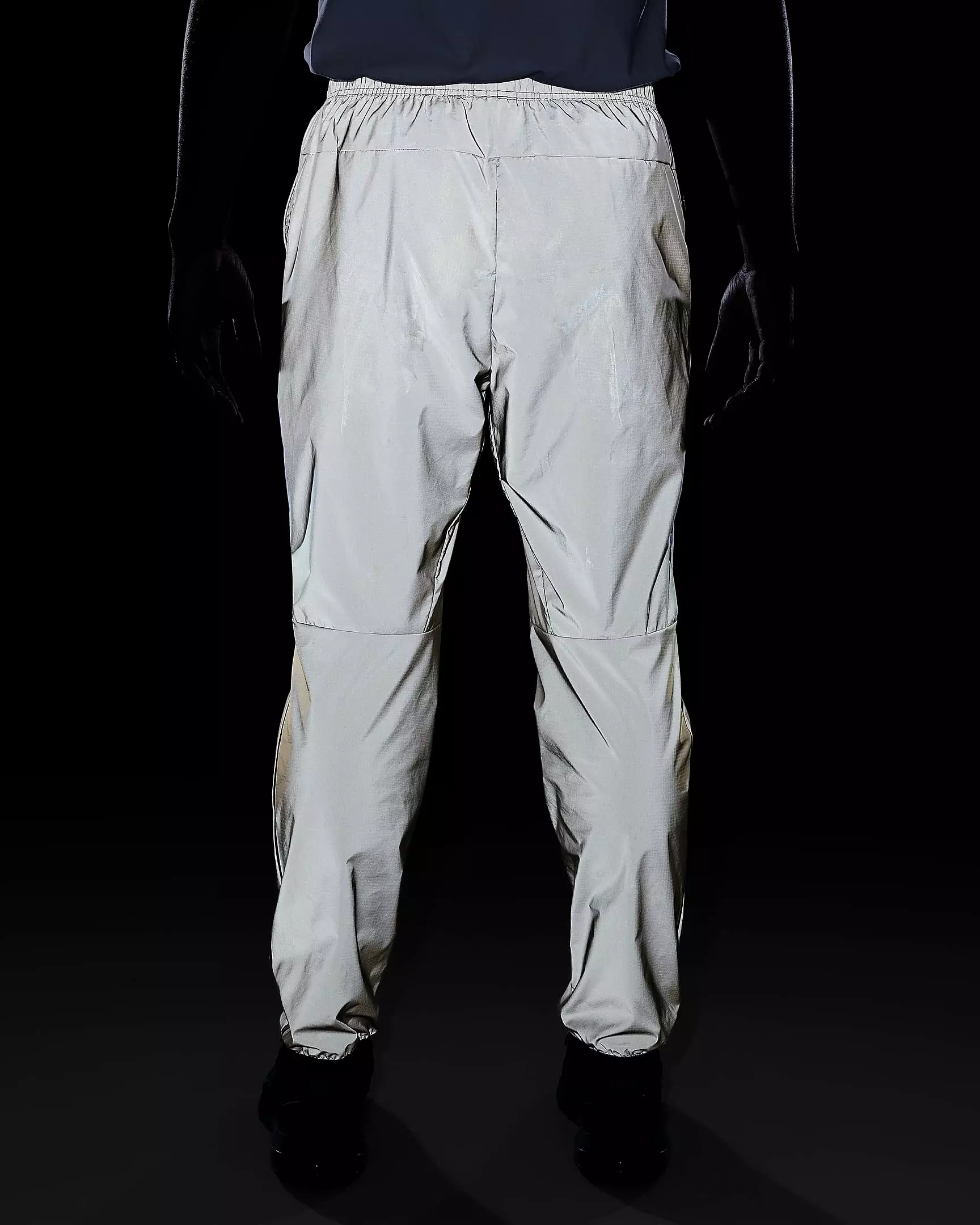 Nike Men's Tech Woven Reflective Design Pants - Grey - GREY