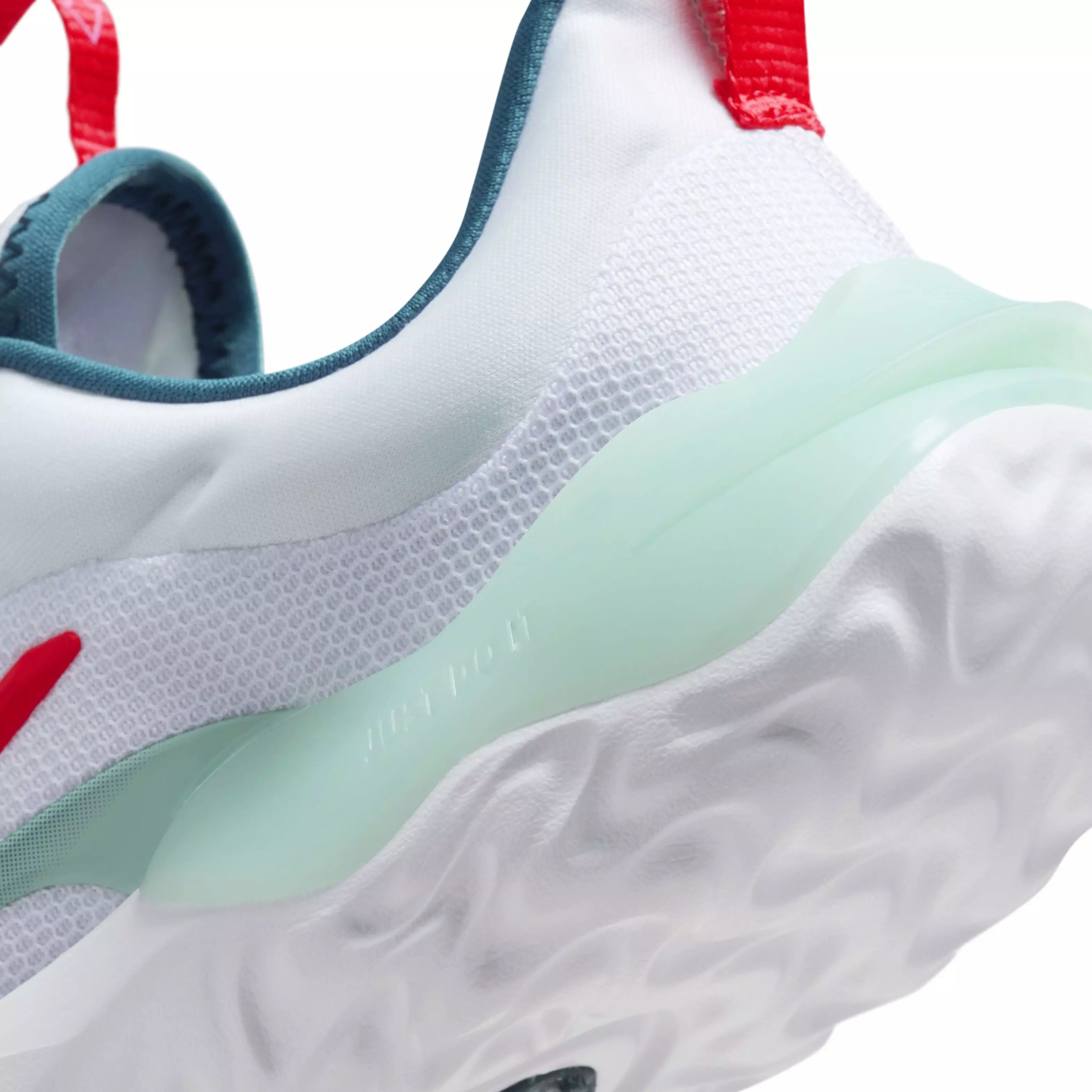 Nike Run Flow "White/Siren Red/Jade Ice/Geode Teal" Grade School Girls' Running Shoe - WHITE/RED/JADE/TEAL
