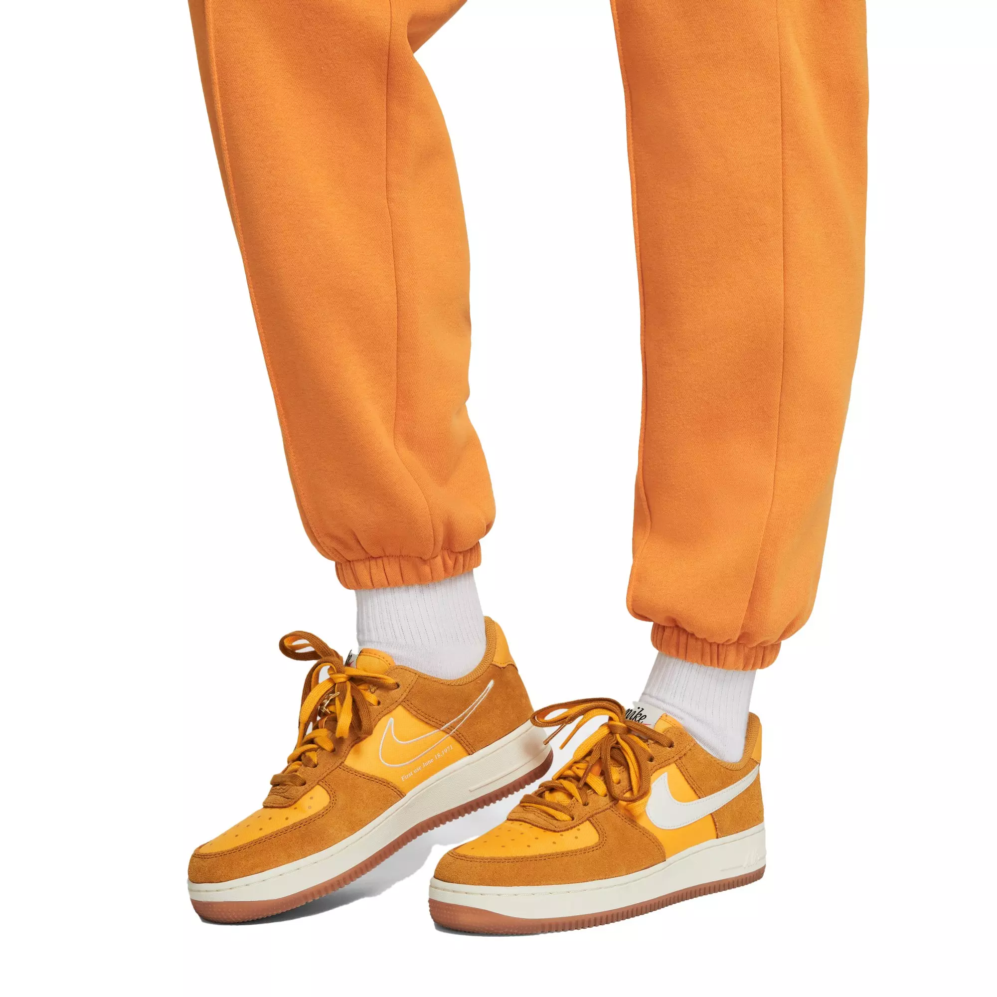 Nike Women's Sportswear Essential Collection Fleece Pants - Brown - BROWN