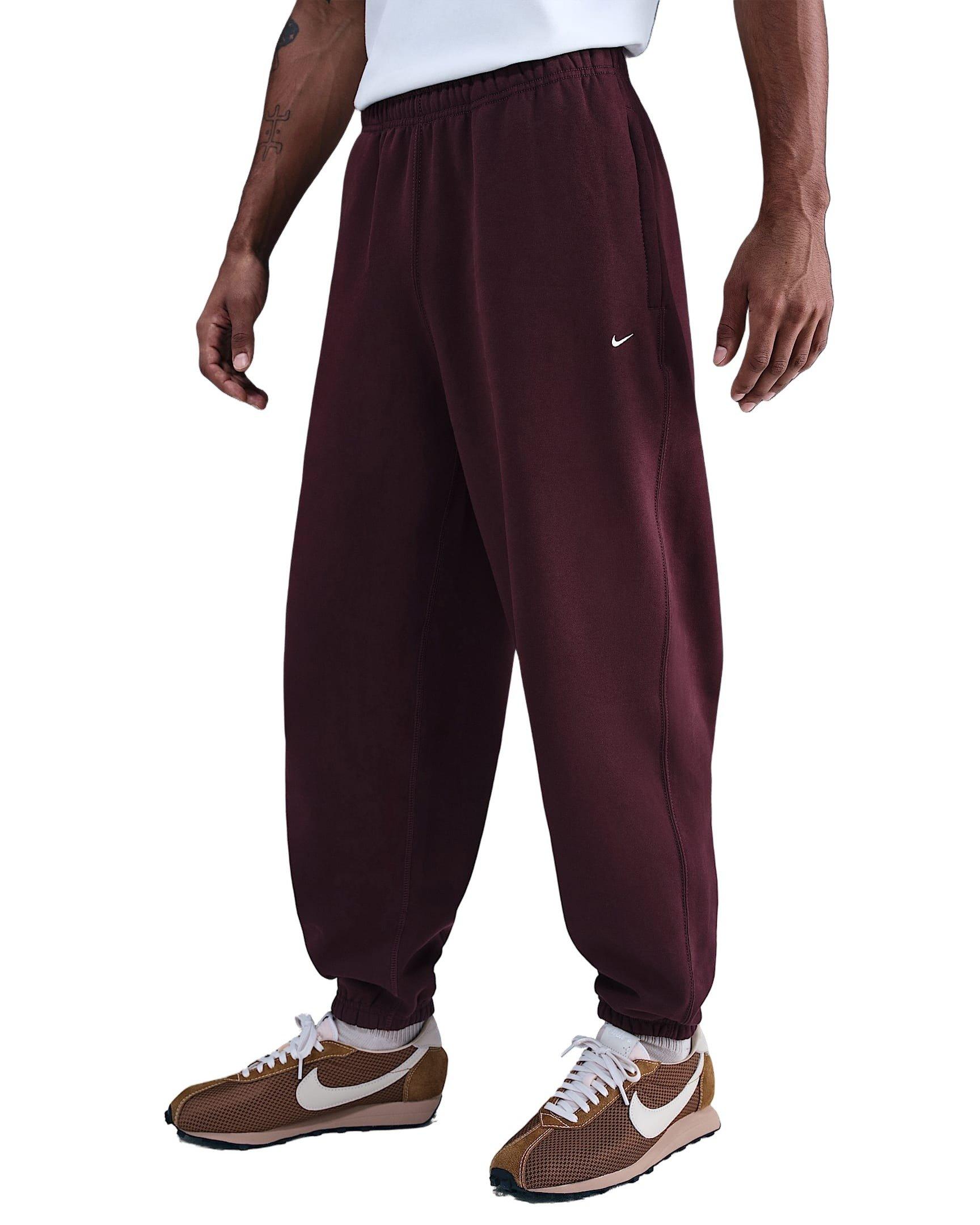 Nike Men's Solo Swoosh Cuffed Fleece Pants - RED Thumbnail View 3