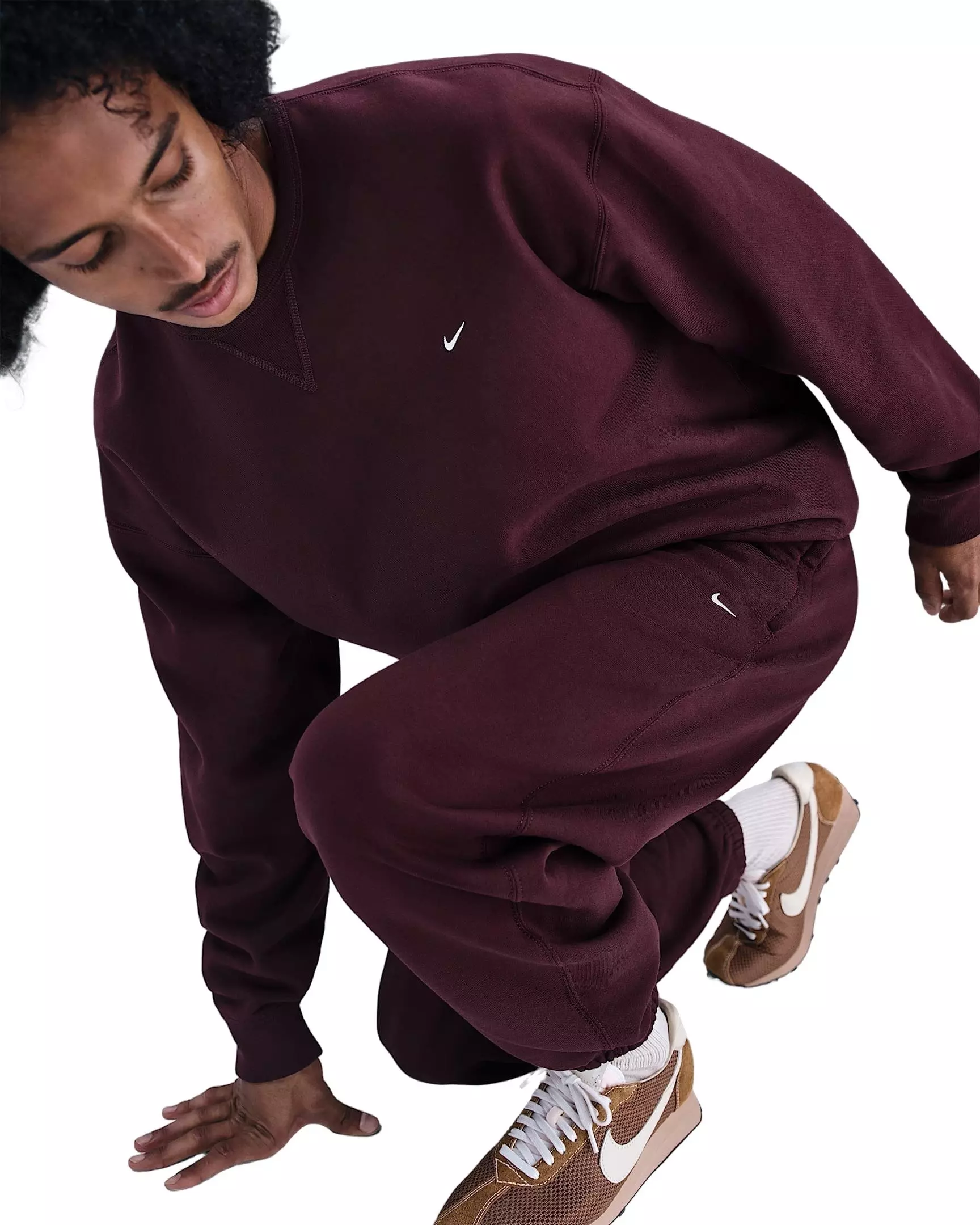 Nike Men's Solo Swoosh Cuffed Fleece Pants - RED