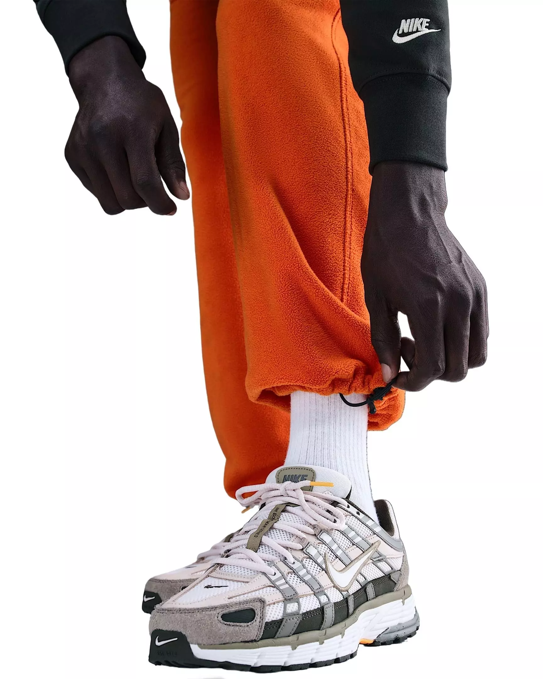 Nike Men's Sportswear Club Winterized Pants - ORANGE