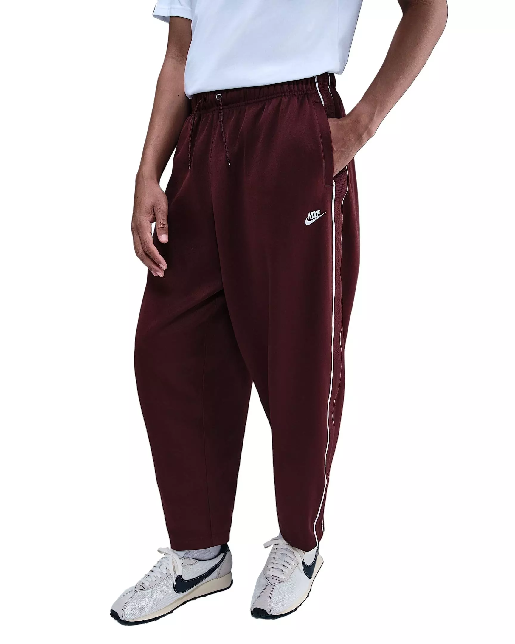 Nike Men's Sportswear Club Oversized Knit Sweatpants - Red - RED