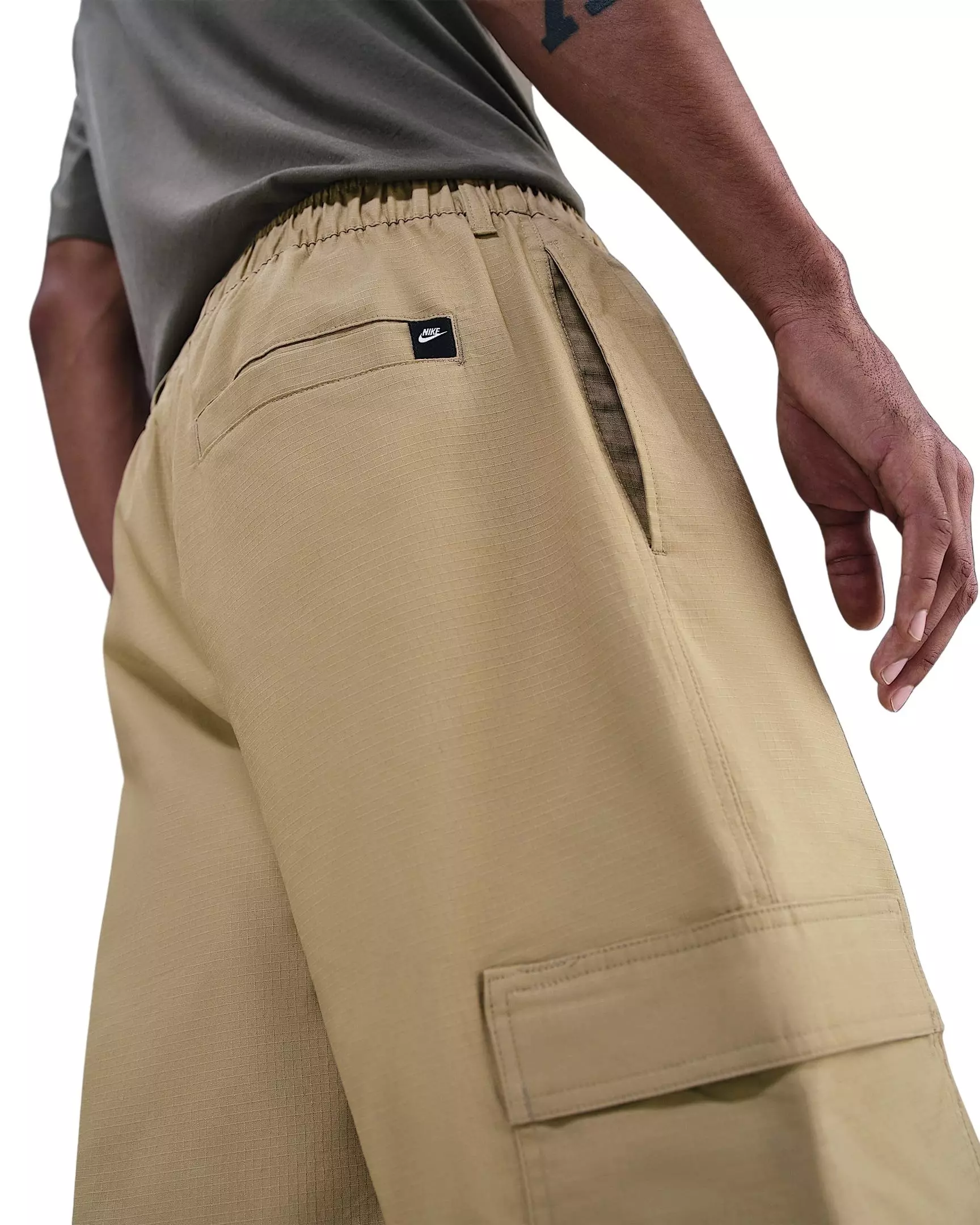 Nike Men's Sportswear Club Woven Cargo Pants - Brown - BROWN